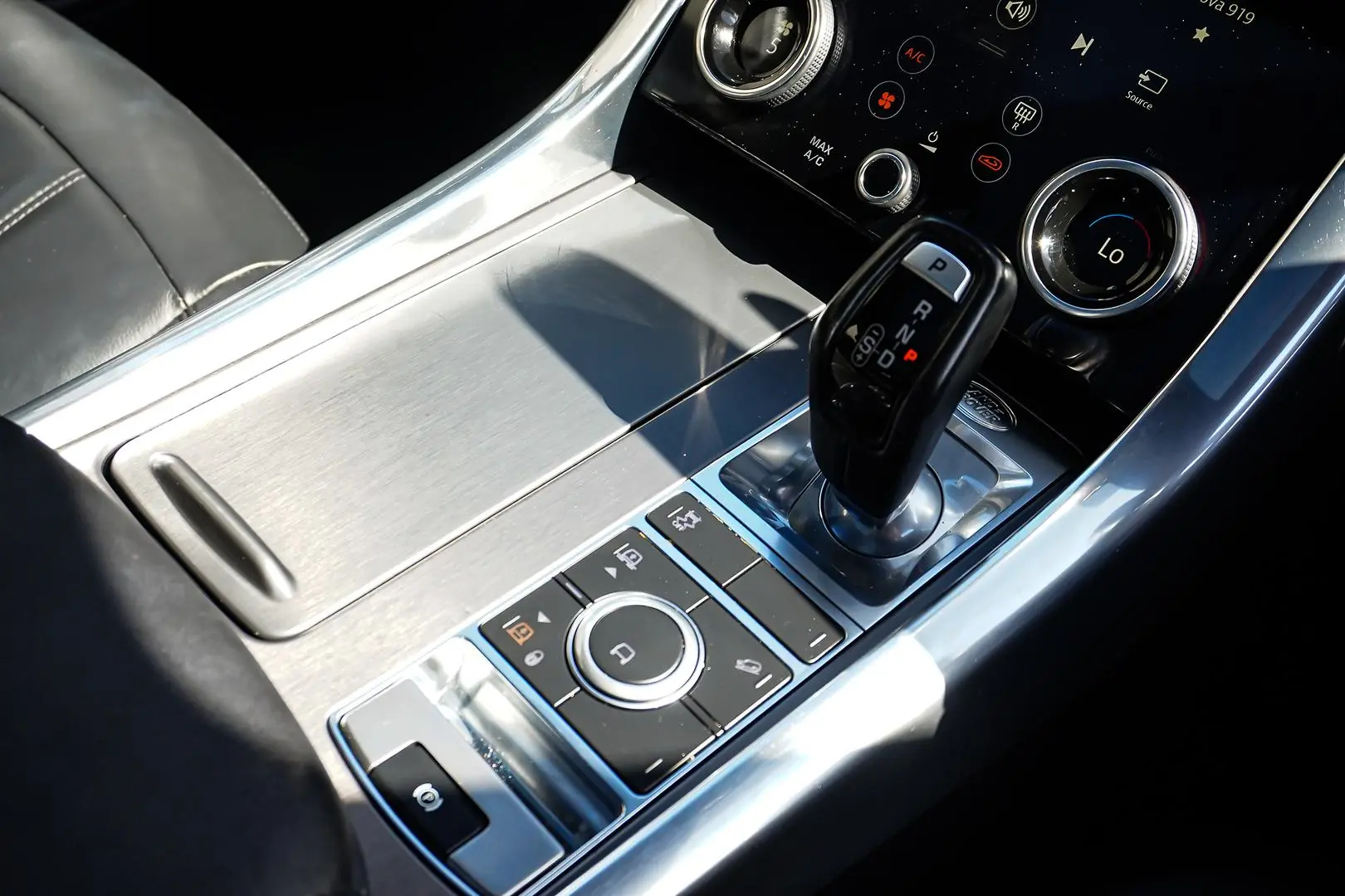 2019 Land Rover Range Rover Sport Gallery Image 19