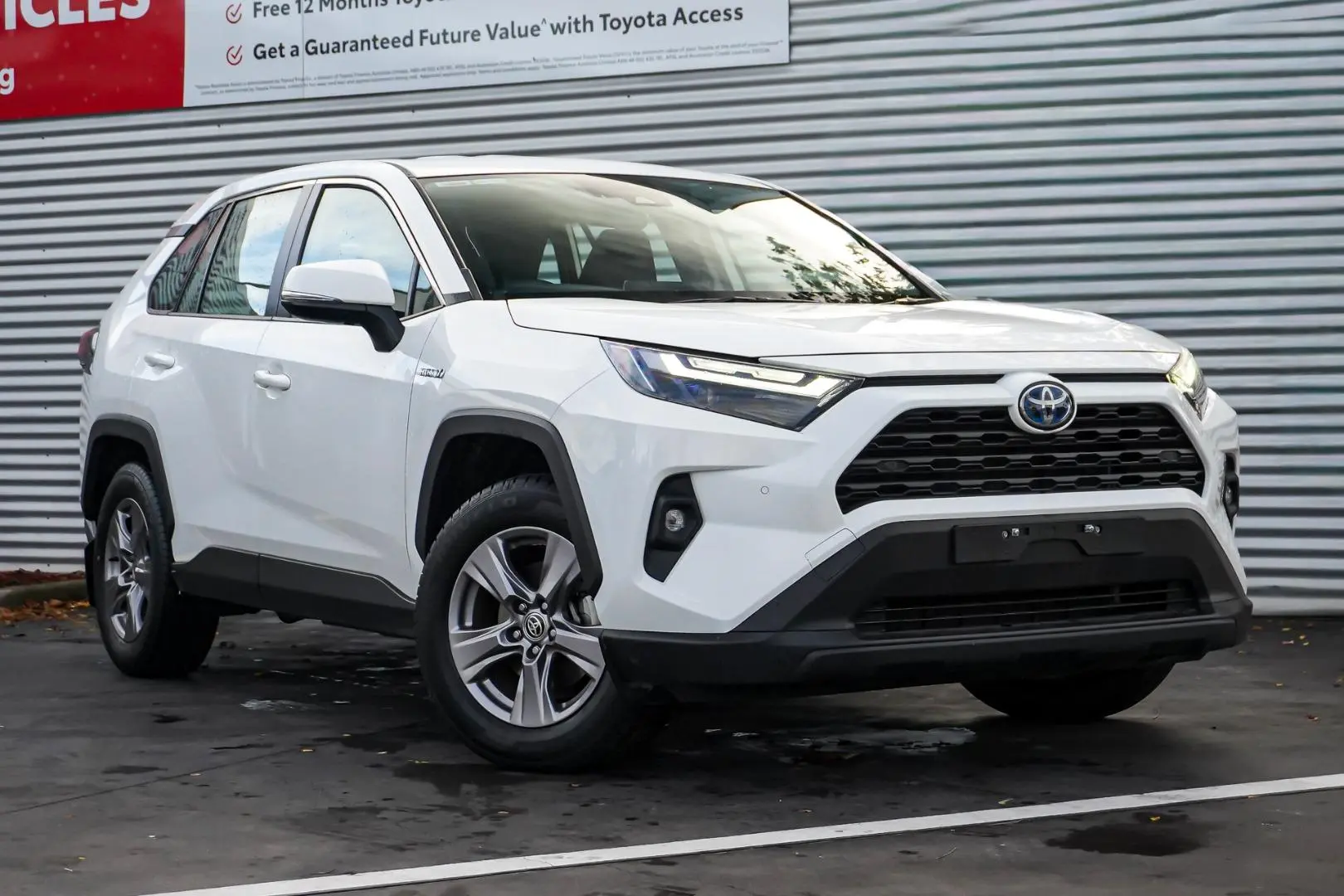 2024 Toyota RAV4 Gallery Image 2