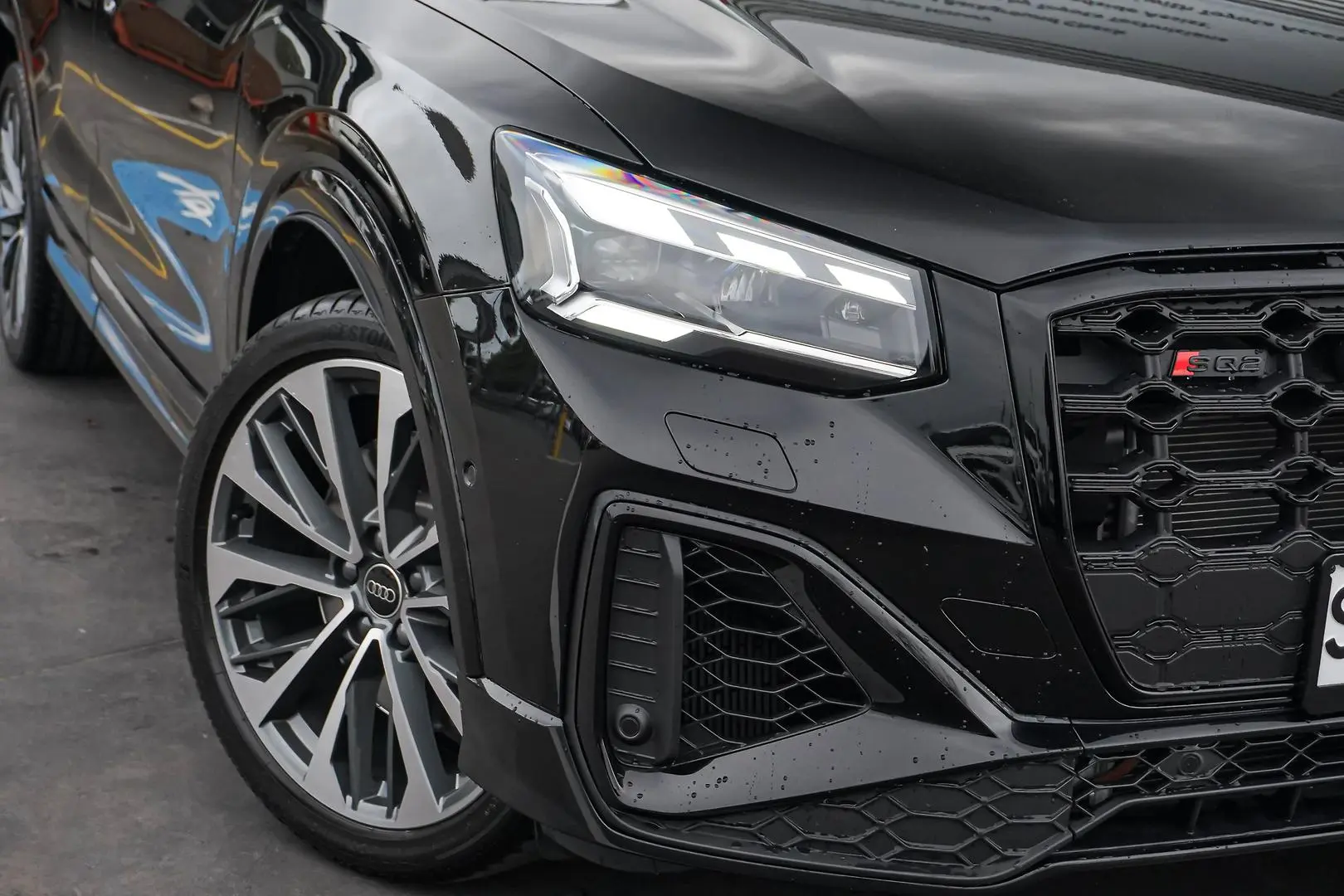 2023 Audi SQ2 Gallery Image 12