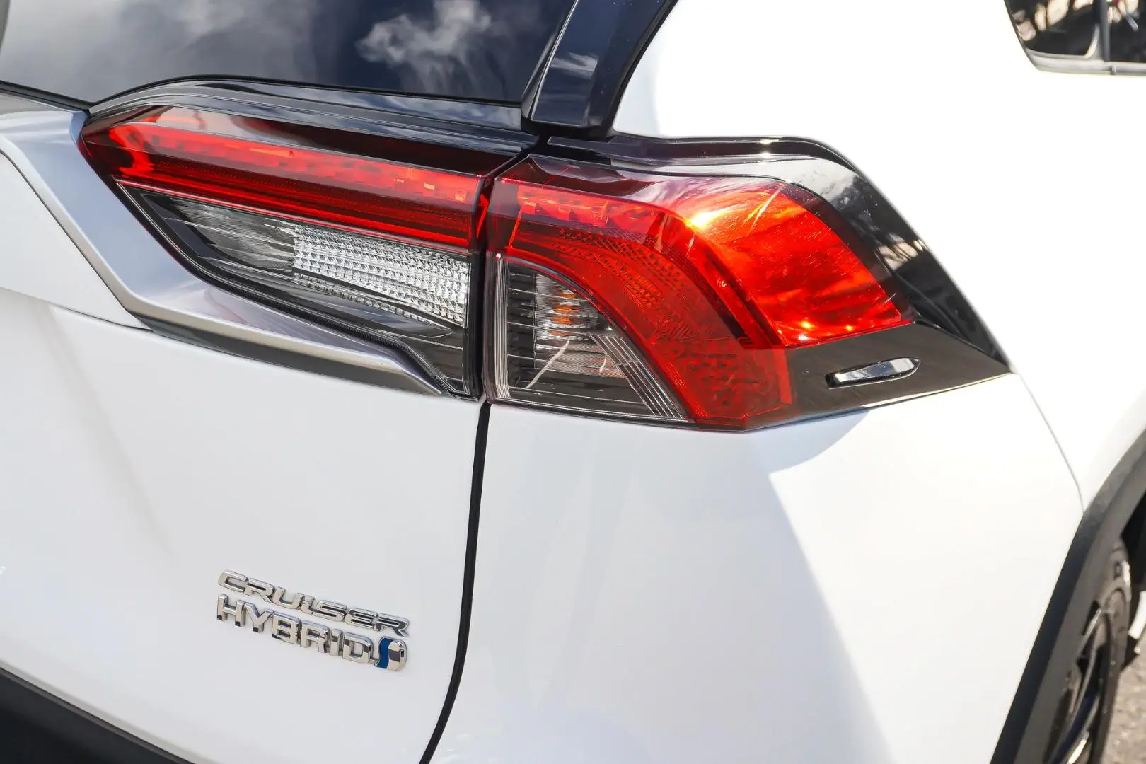 2024 Toyota RAV4 Gallery Image 13