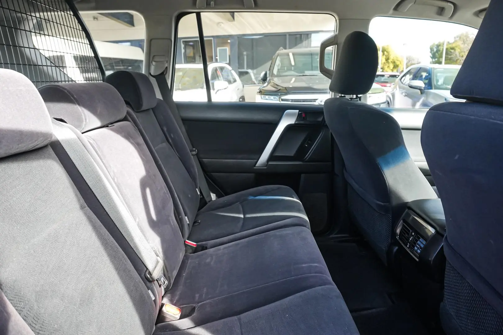 2015 Toyota Landcruiser Prado Gallery Image 7