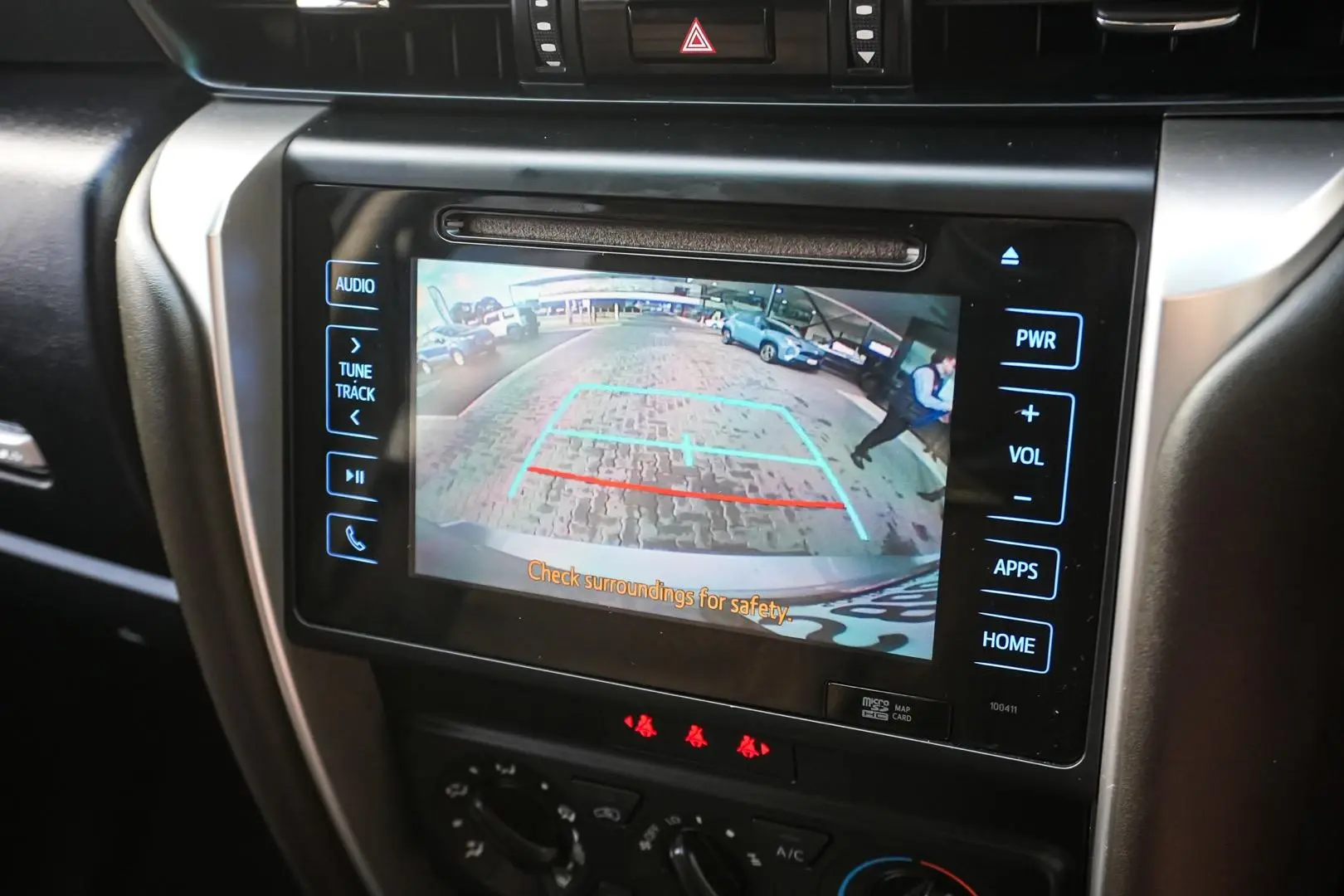 2017 Toyota Fortuner Gallery Image 21