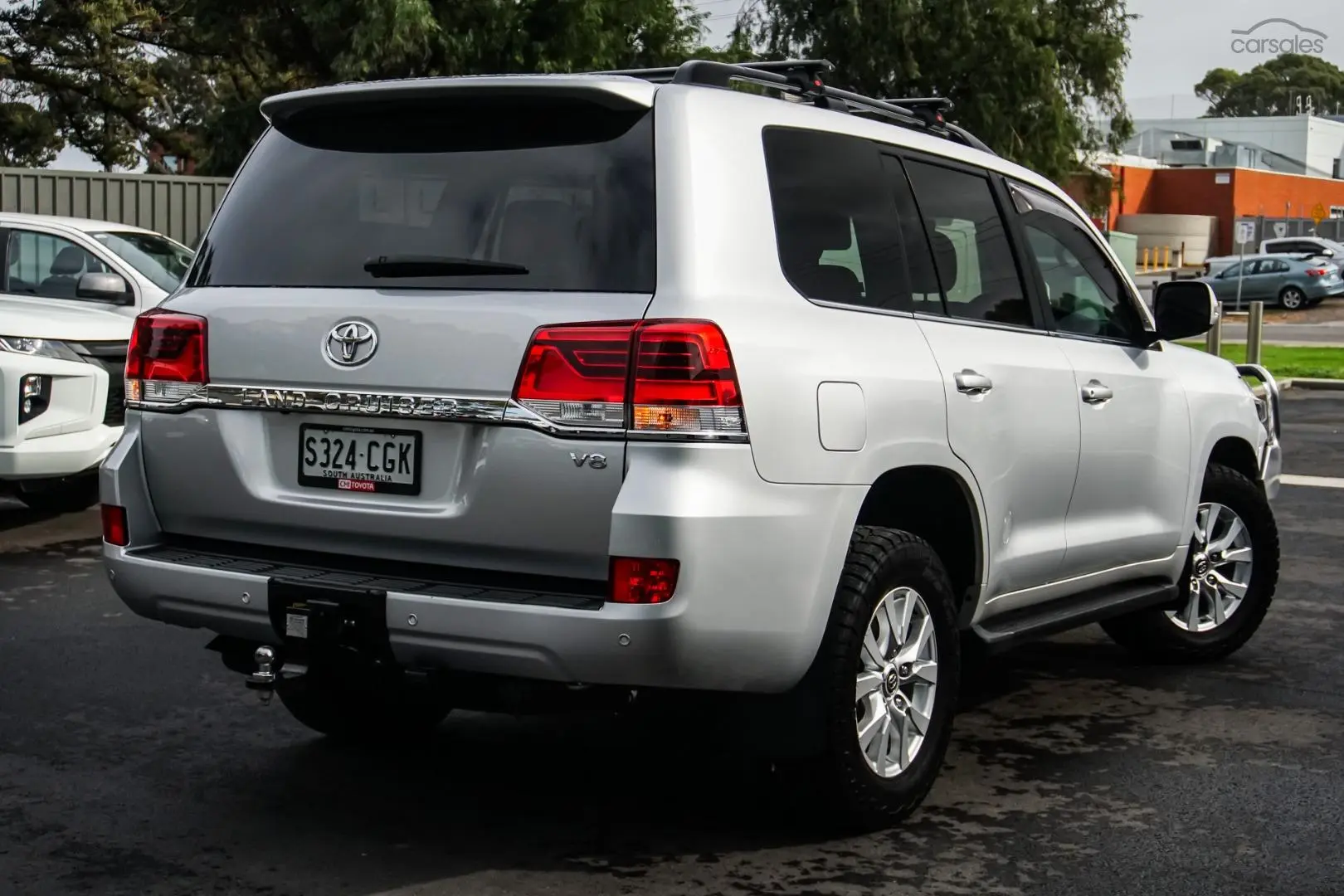 2020 Toyota Landcruiser Image 2