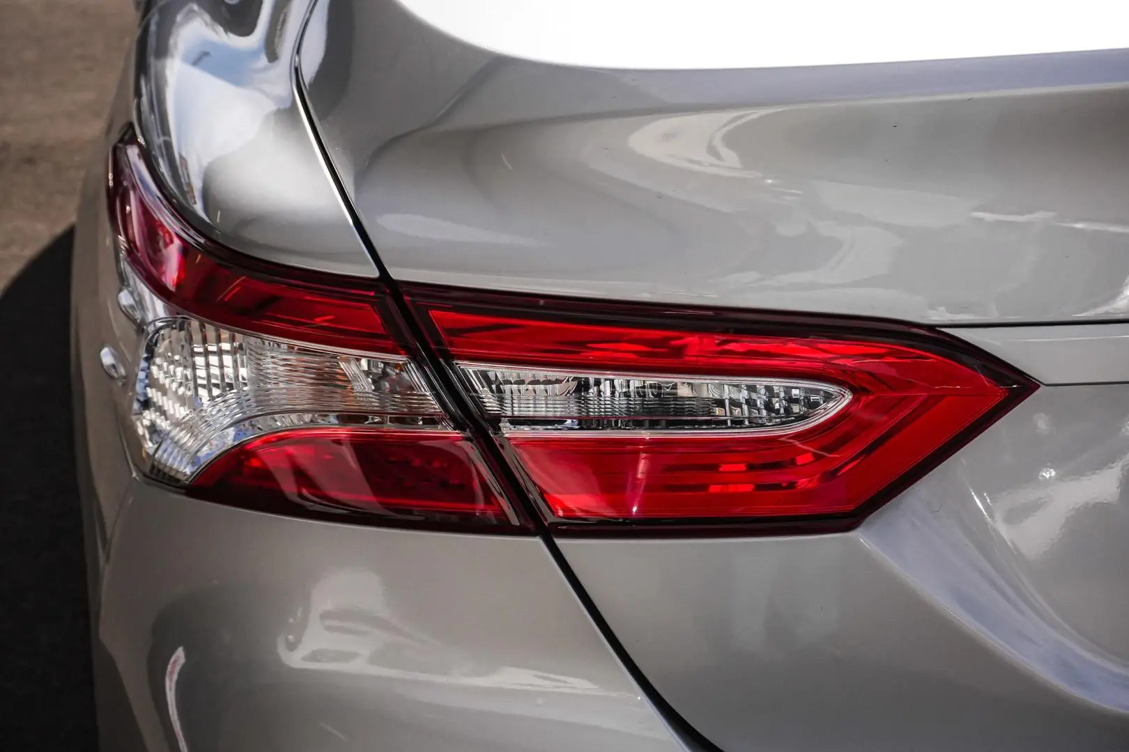 2018 Toyota Camry Gallery Image 14