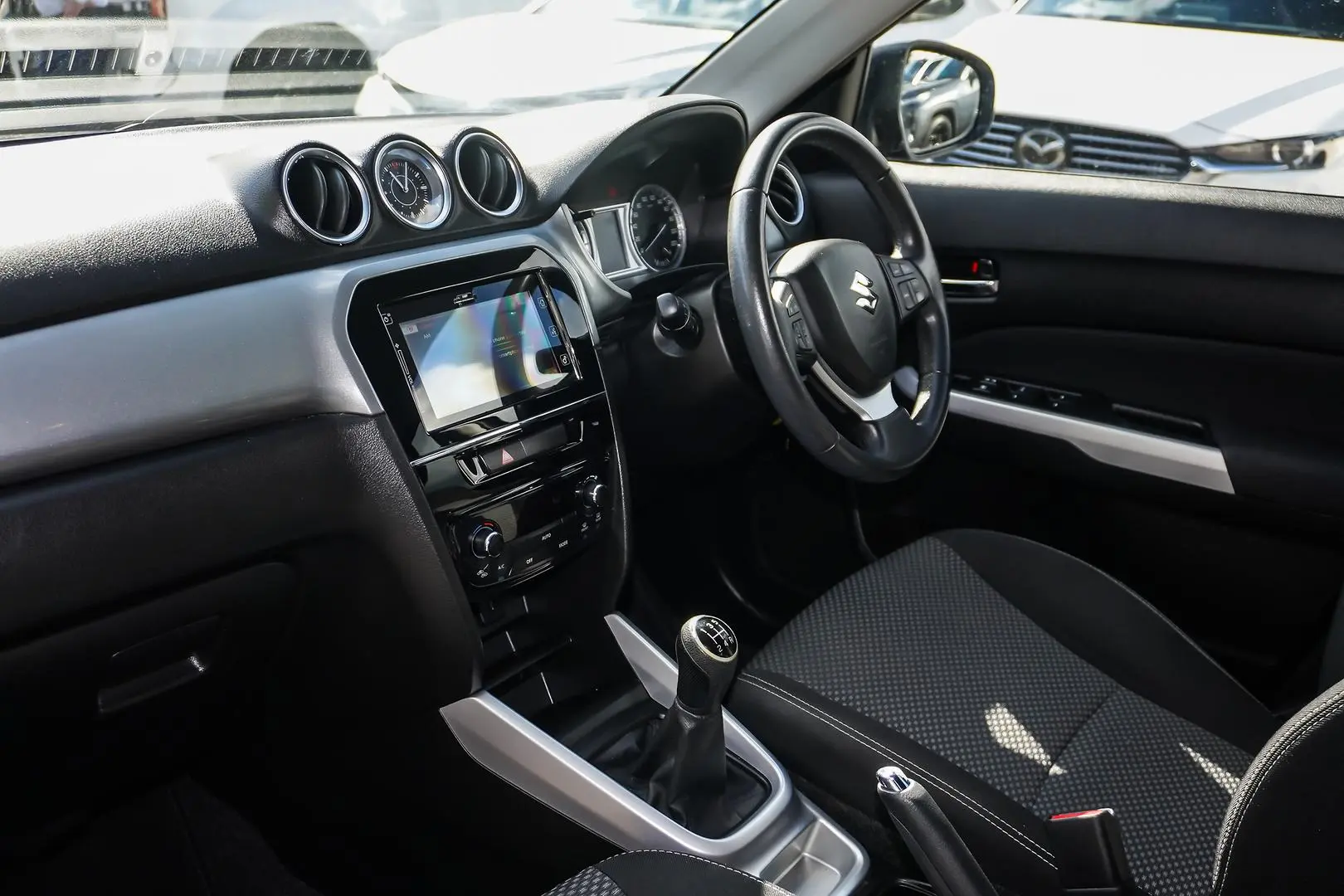 2015 Suzuki Vitara Gallery Image 10