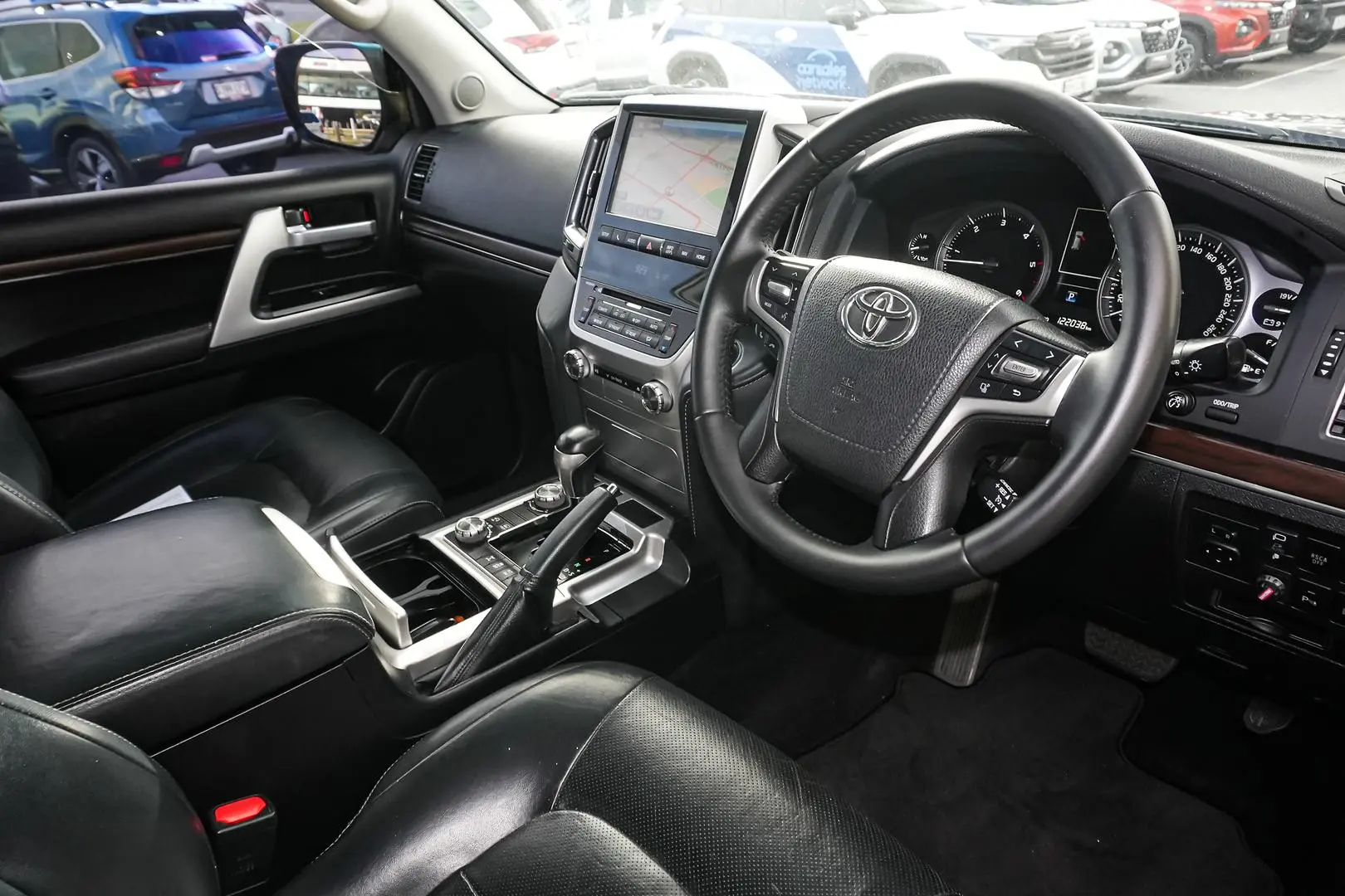 2017 Toyota Landcruiser Gallery Image 15