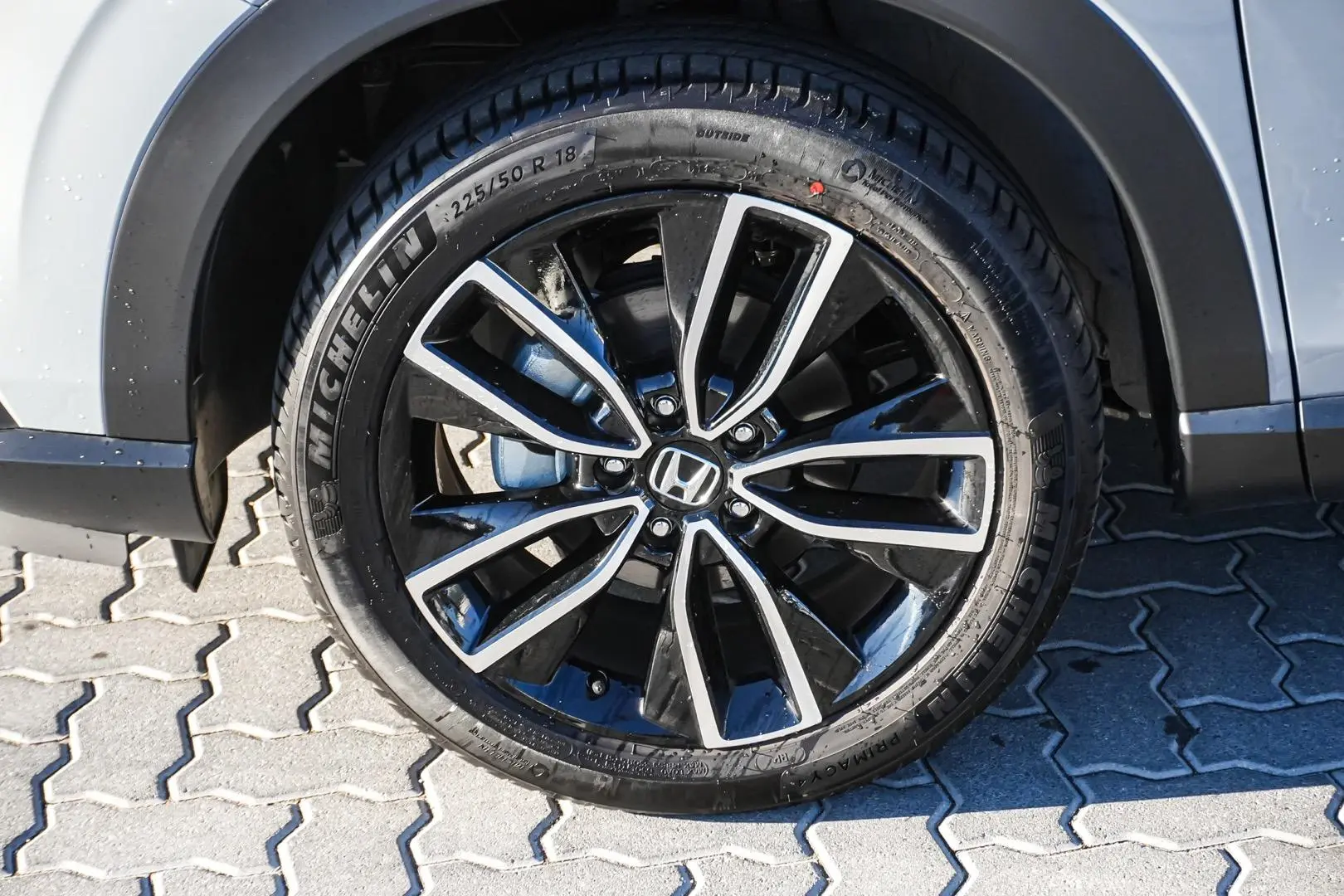 2024 Honda HR-V Gallery Image 13