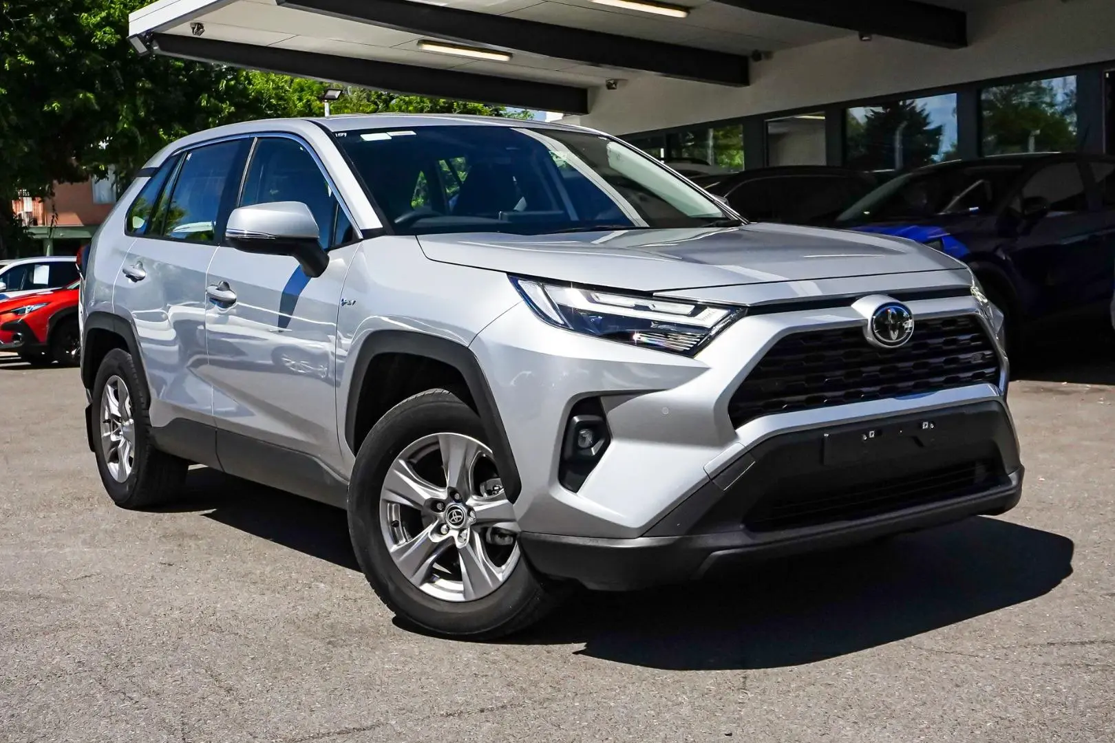 2024 Toyota RAV4 Gallery Image 2