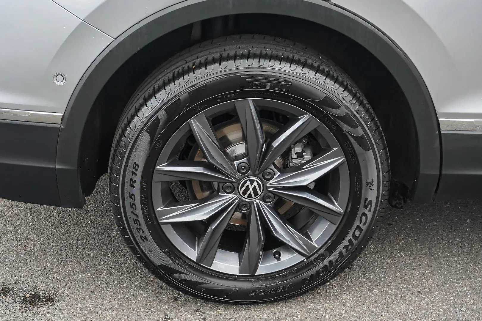 2022 Volkswagen Tiguan Gallery Image 18