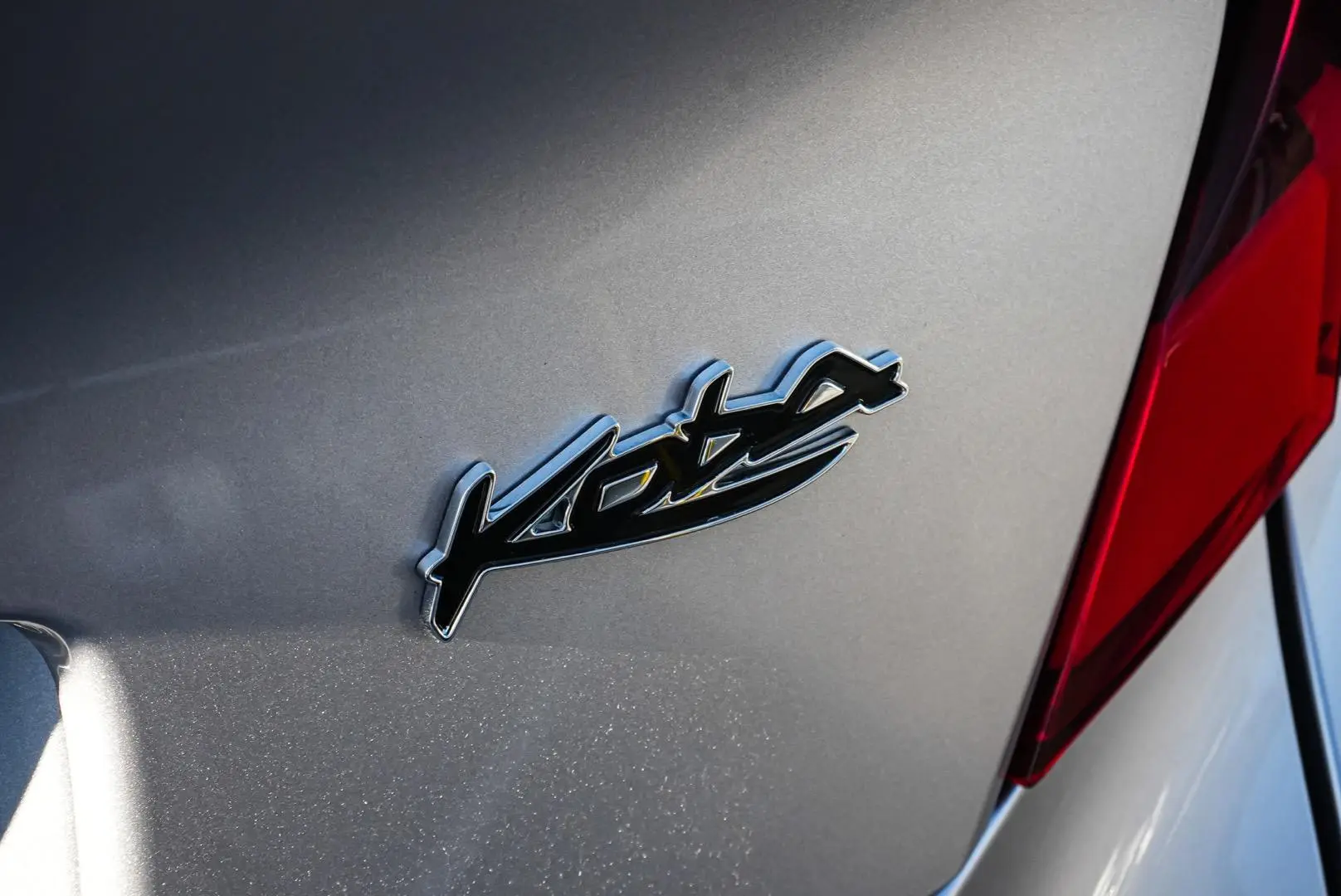2022 Toyota C-HR Gallery Image 17