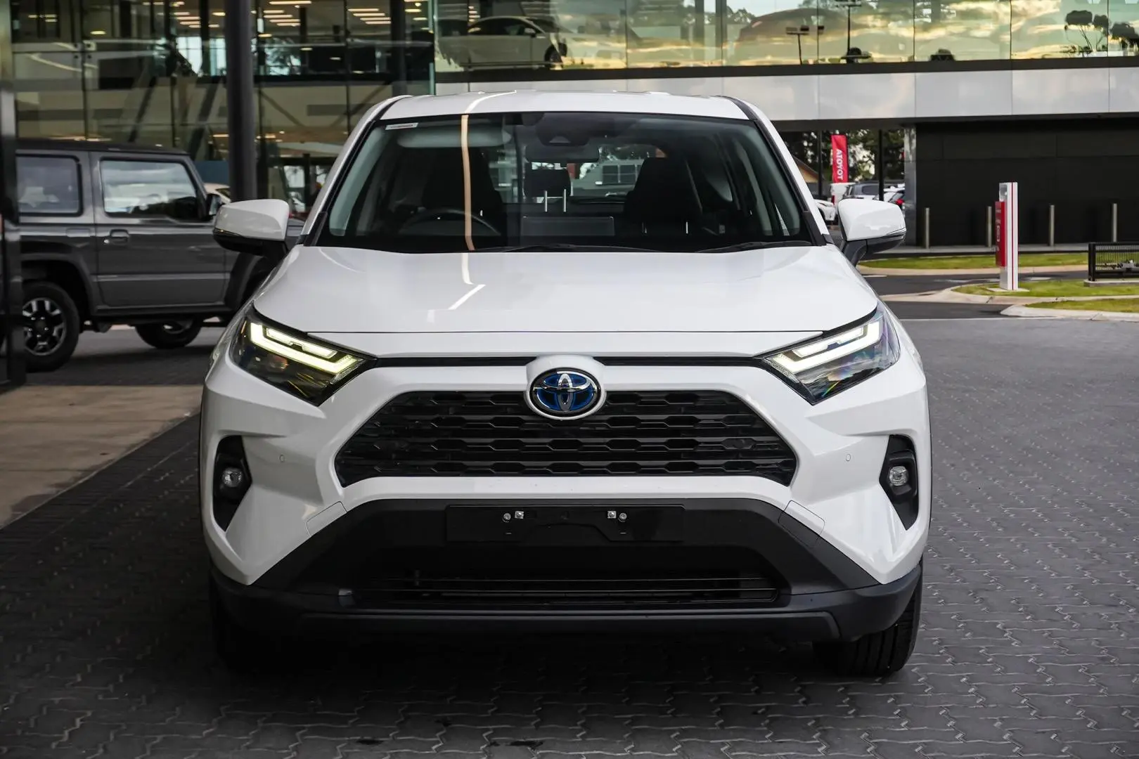 2022 Toyota RAV4 Gallery Image 5