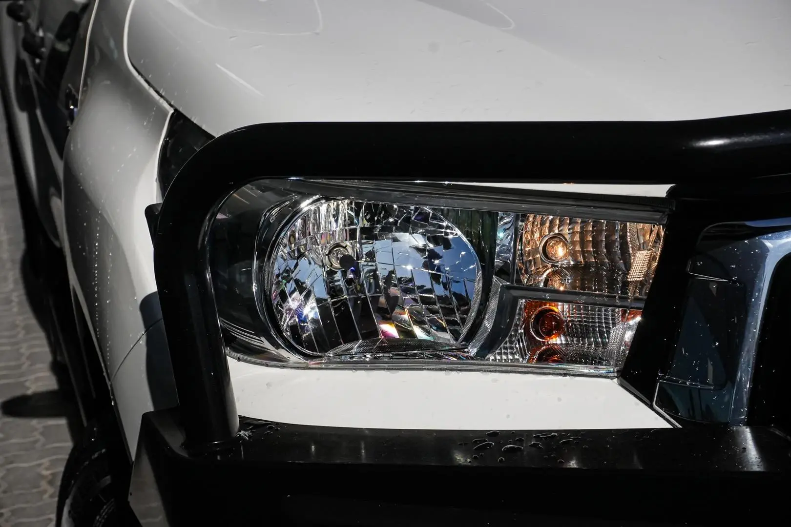 2019 Toyota Hilux Gallery Image 7