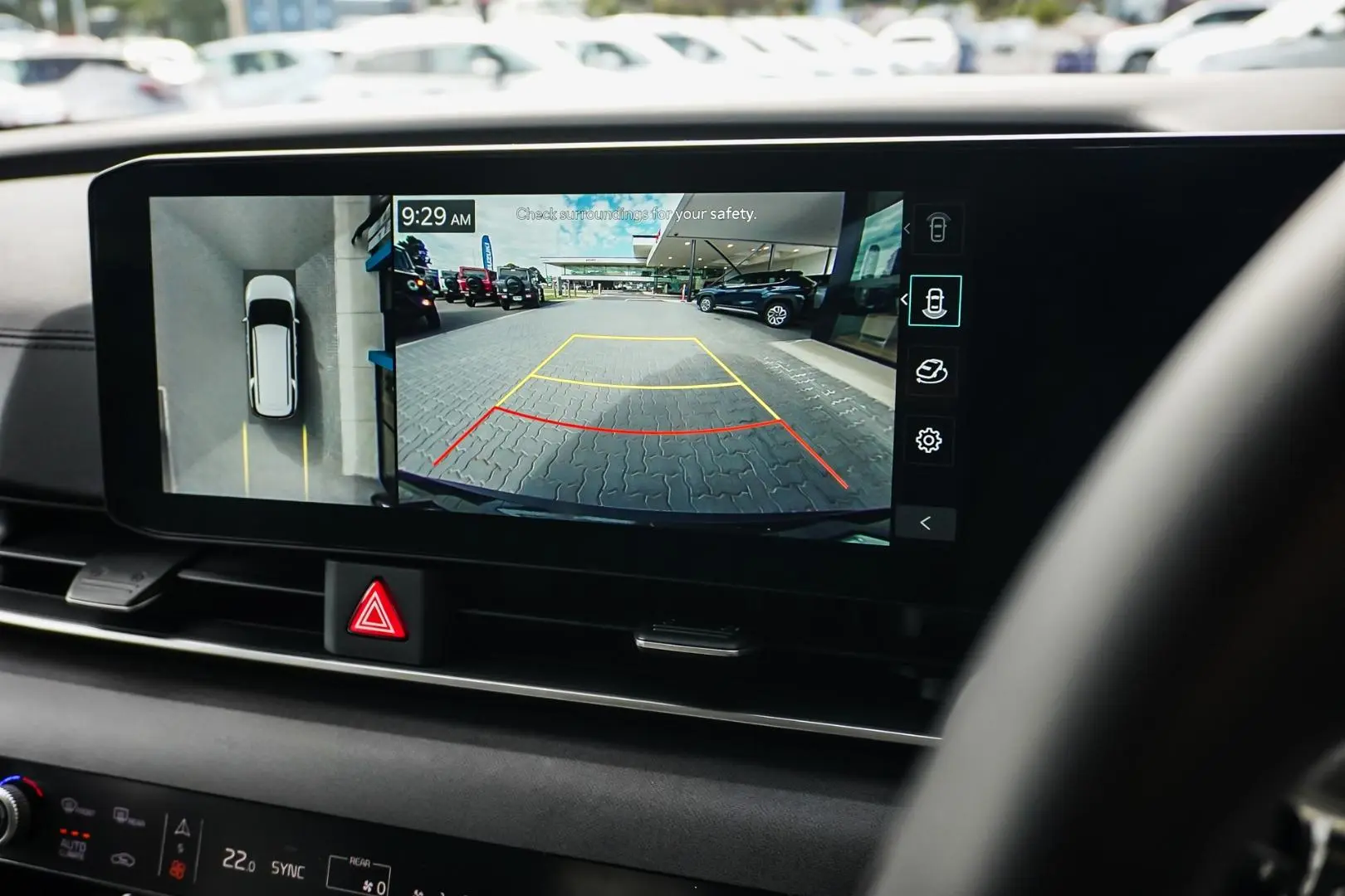 2024 Kia Carnival Gallery Image 22