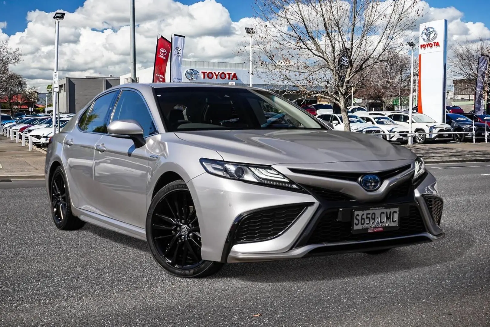 2021 Toyota Camry Gallery Image 1