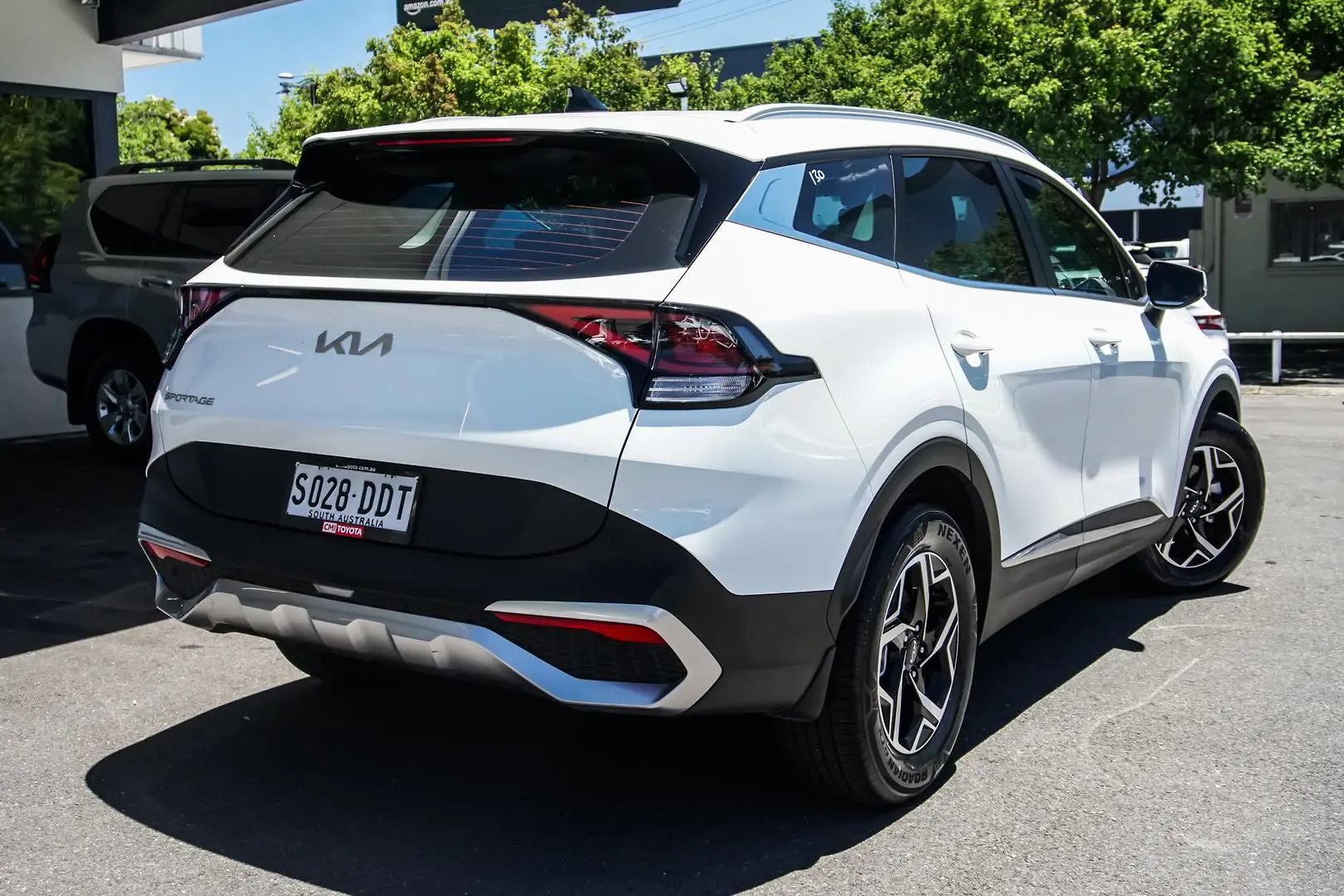 2022 Kia Sportage Gallery Image 2