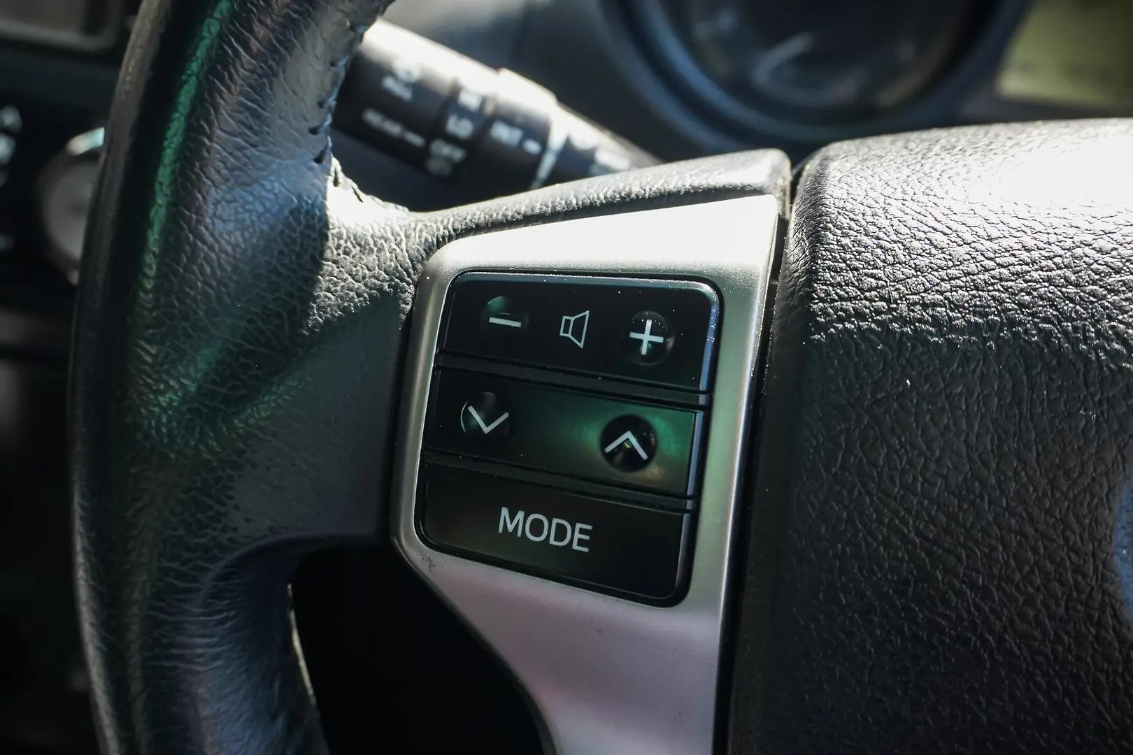 2017 Toyota Landcruiser Prado Gallery Image 20