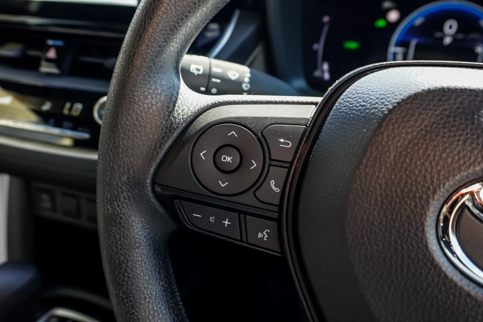 2024 Toyota Corolla Cross Gallery Image 18
