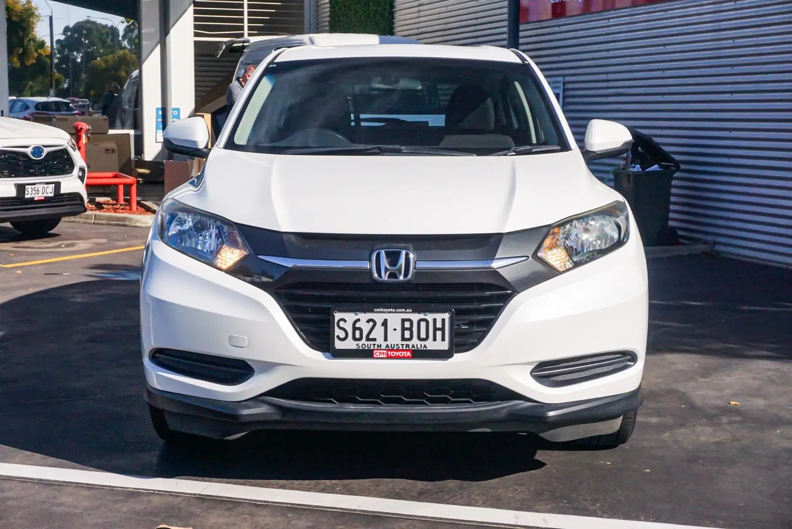 2017 Honda Hr-V Gallery Image 4