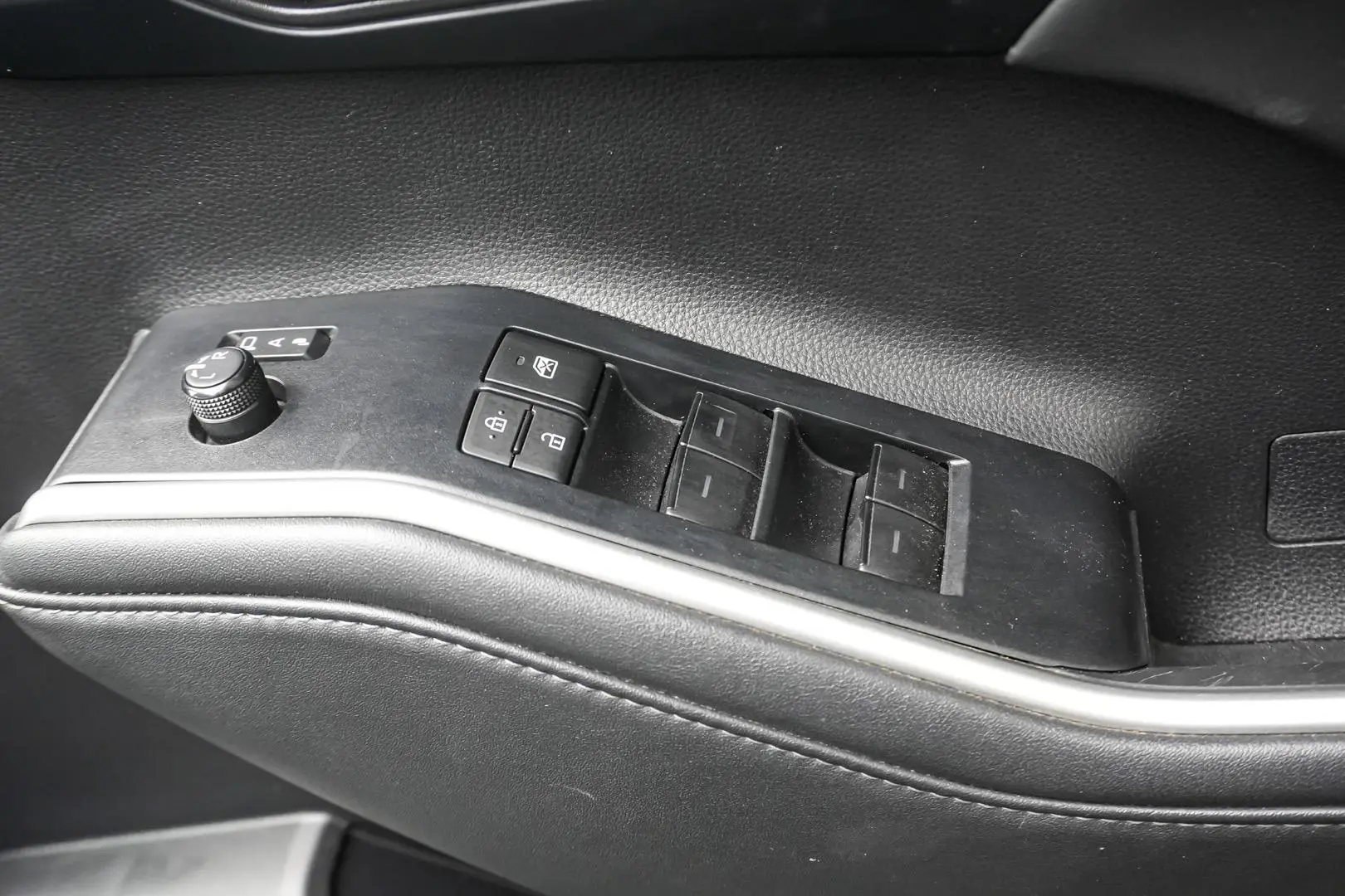 2022 Toyota Kluger Gallery Image 16