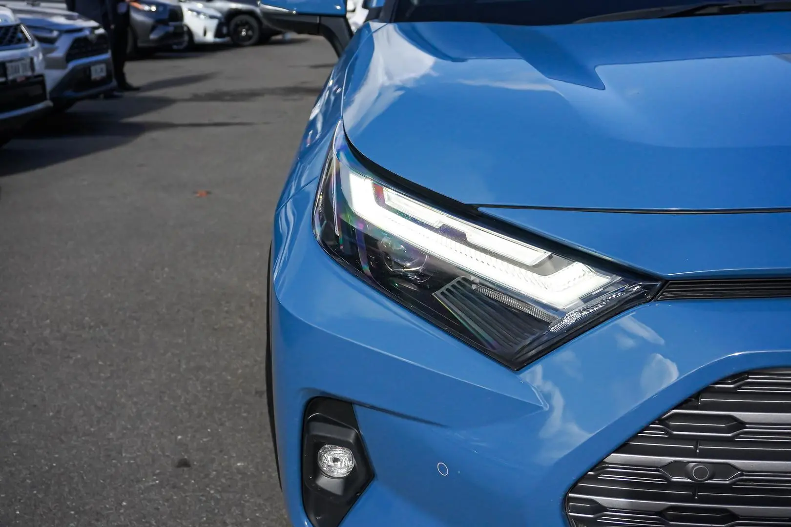 2024 Toyota RAV4 Gallery Image 11
