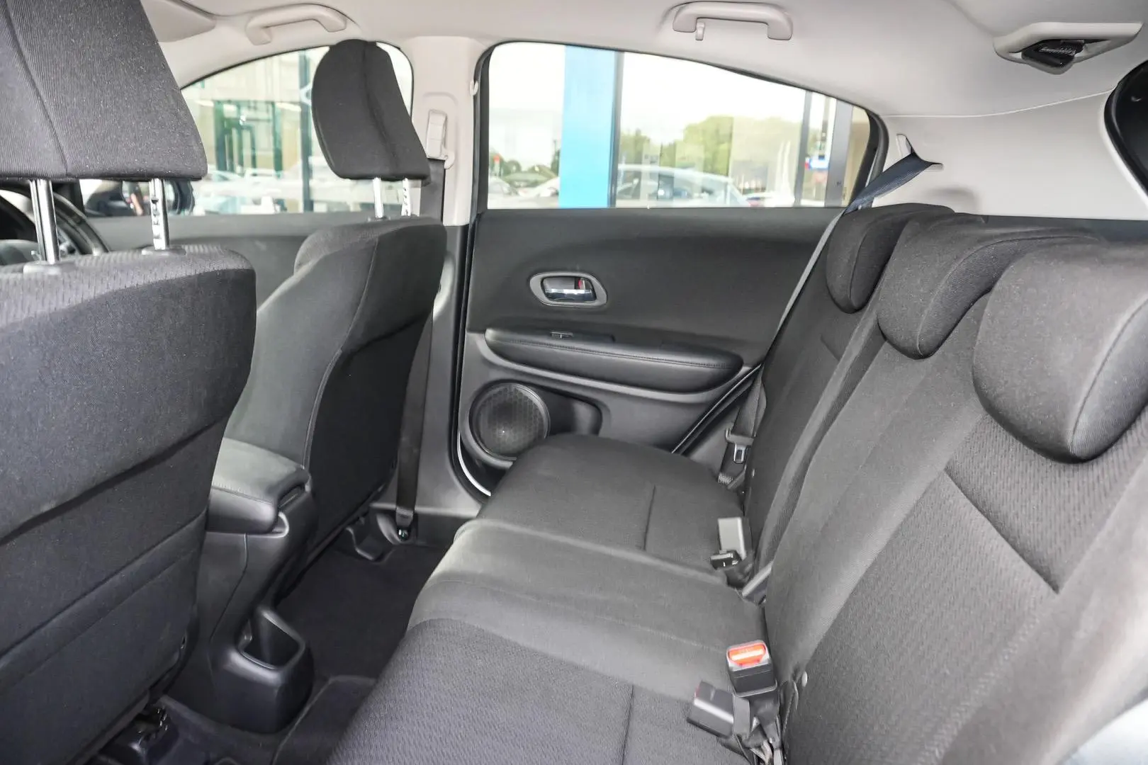 2017 Honda HR-V Gallery Image 8