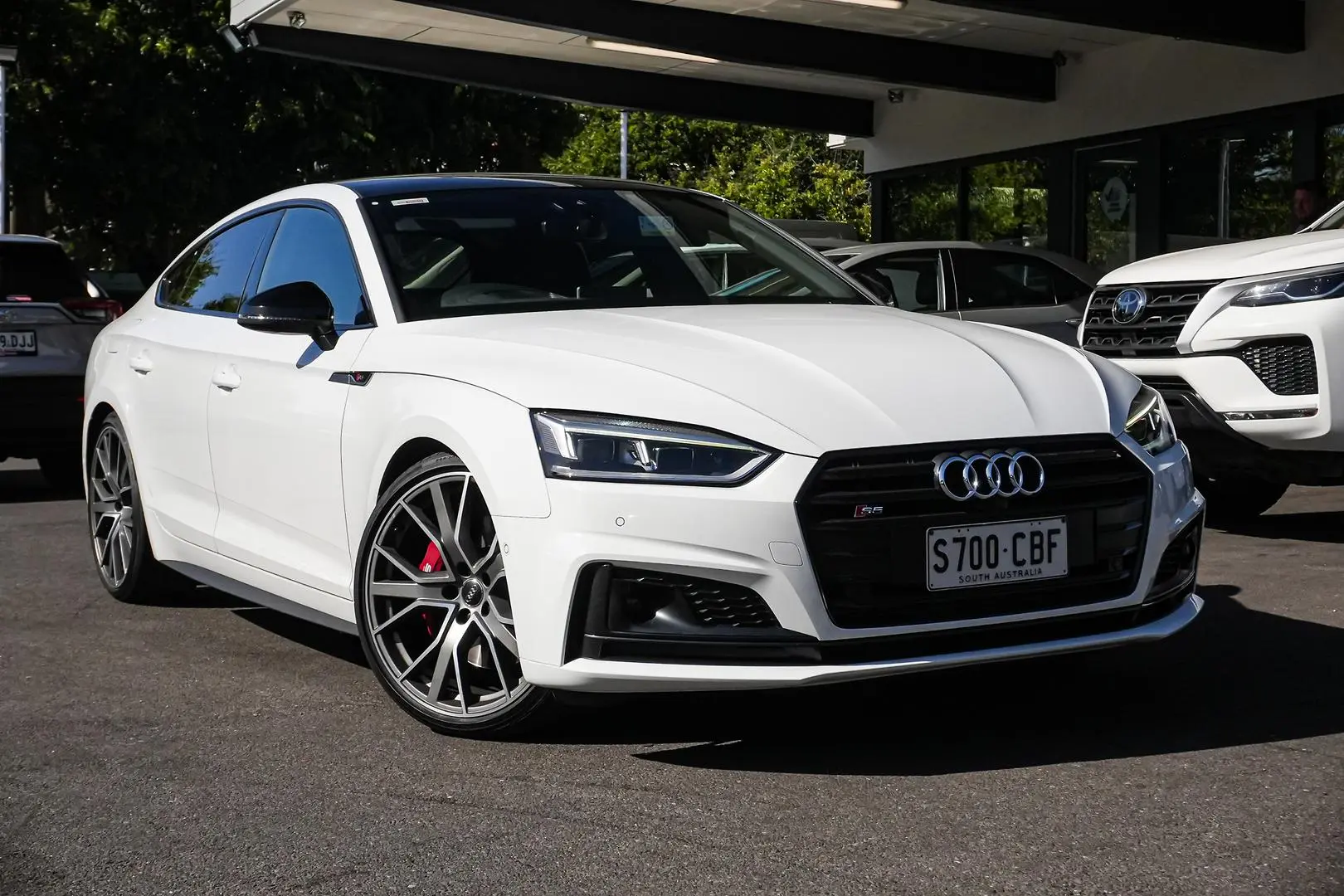 2019 Audi S5 Gallery Image 2