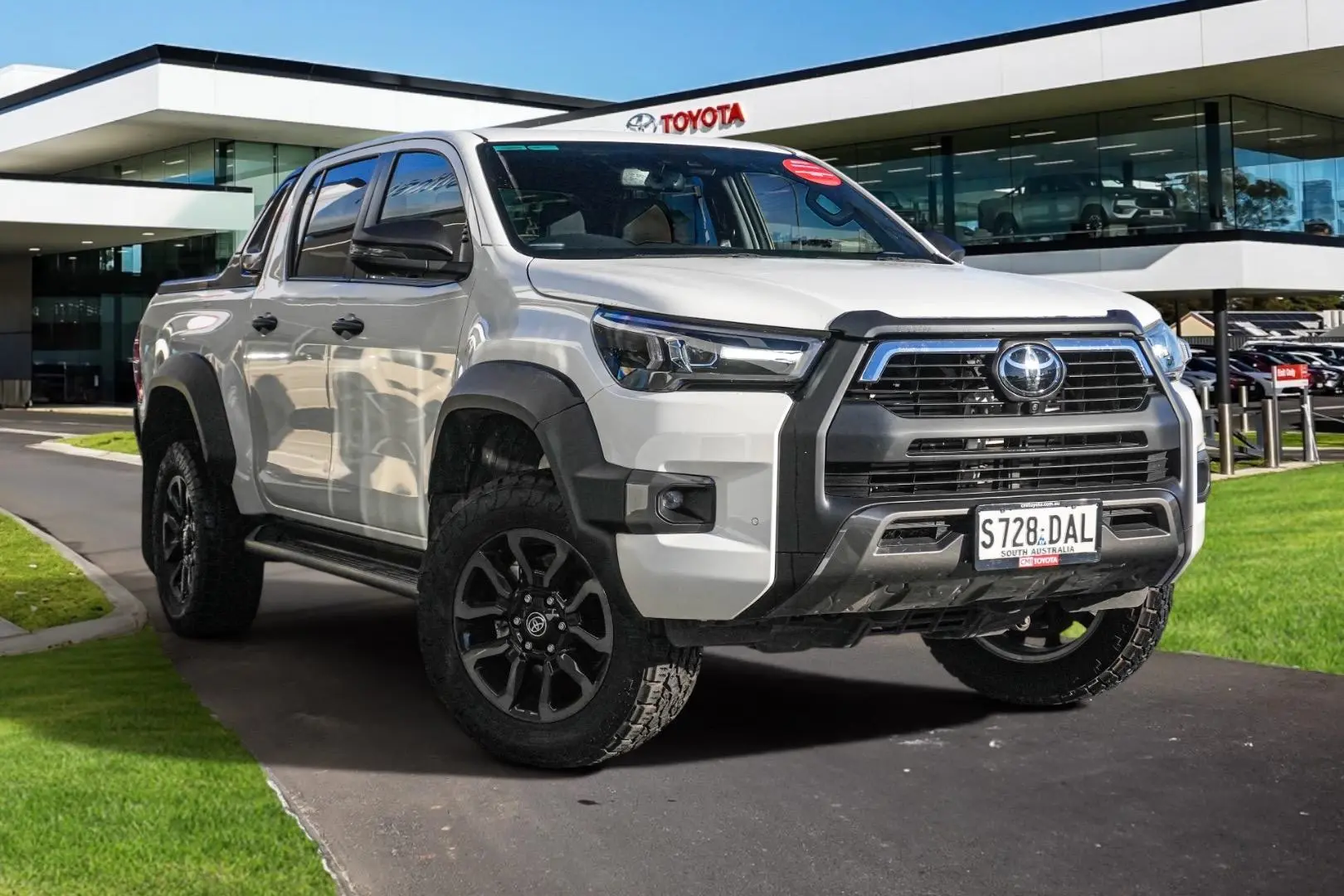 2024 Toyota Hilux Image