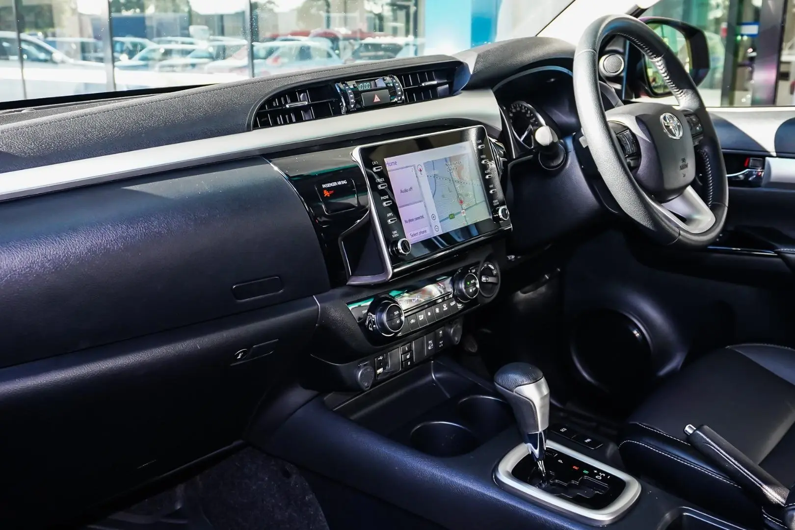 2022 Toyota Hilux Gallery Image 10