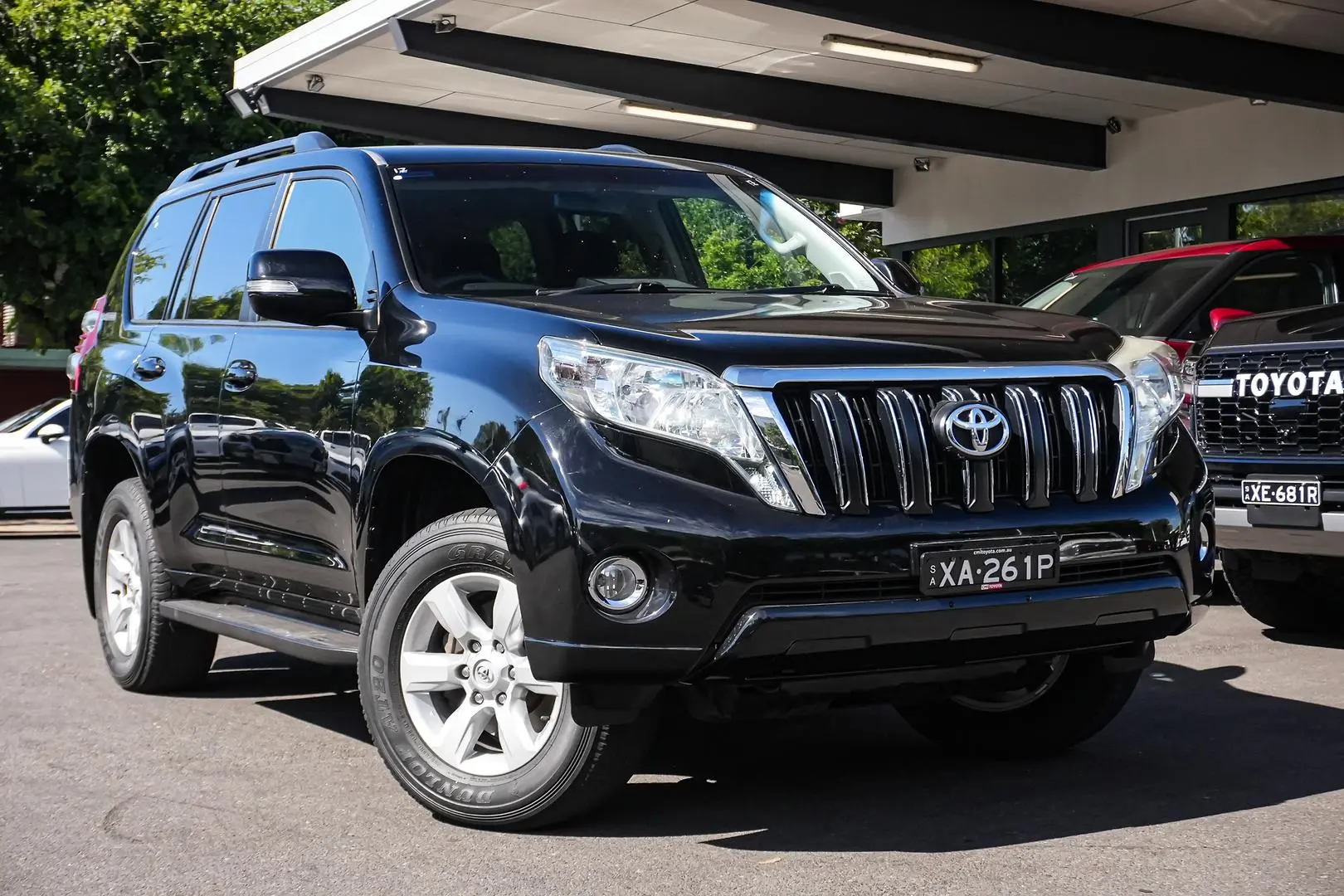 2016 Toyota Landcruiser Prado Gallery Image 2