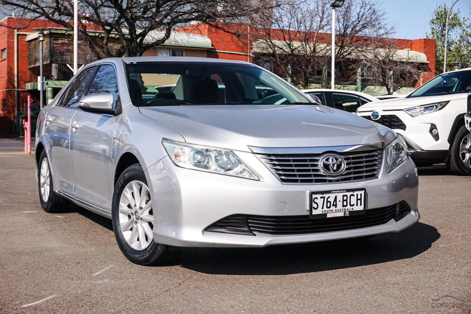 2014 Toyota Aurion Image 2