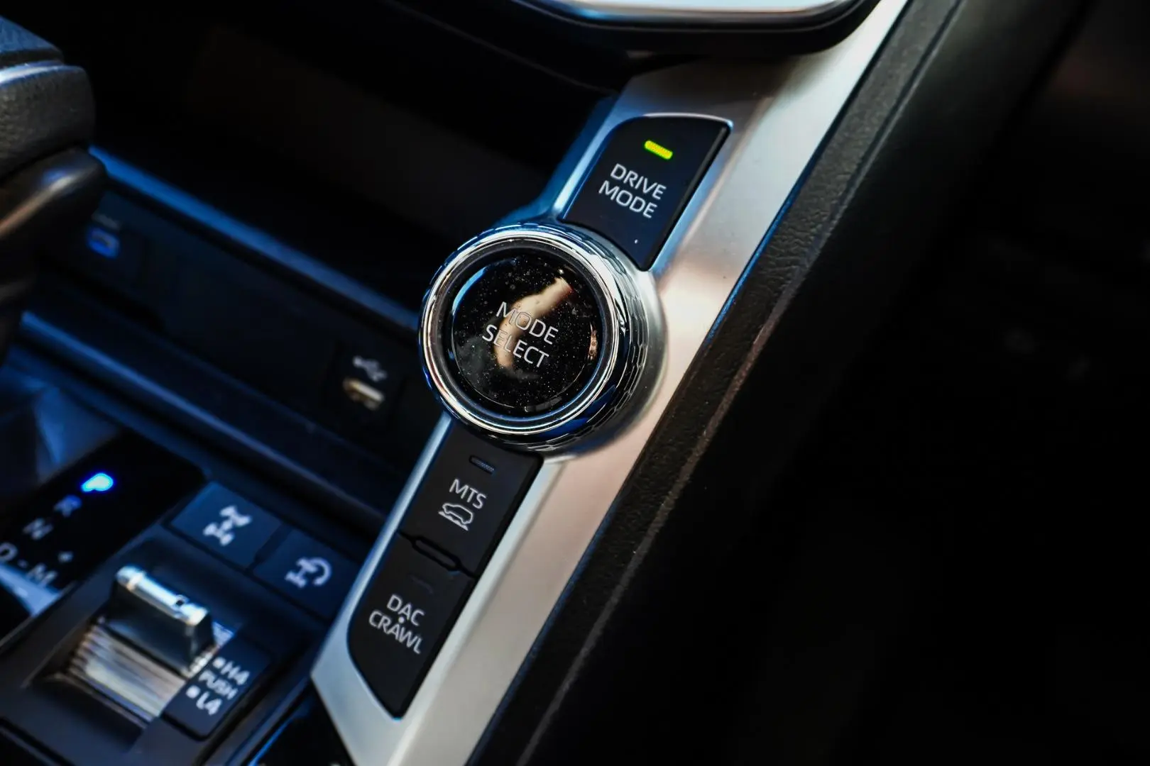 2022 Toyota Landcruiser Gallery Image 19