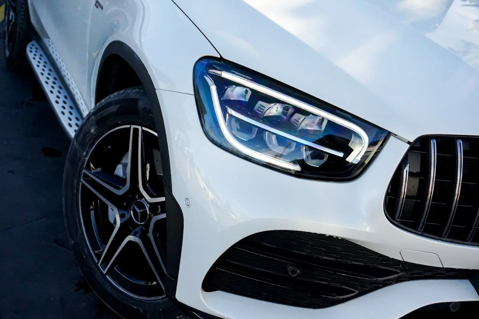 2022 Mercedes-Benz GLC-Class Gallery Image 12