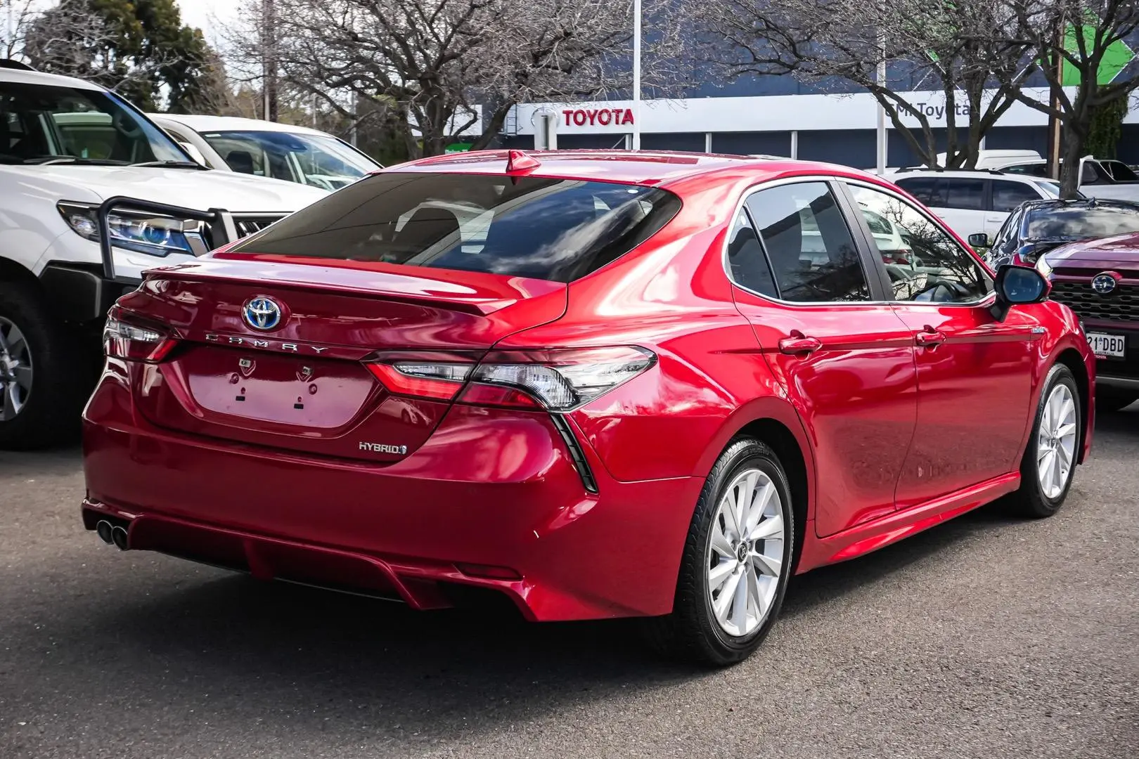 2021 Toyota Camry Gallery Image 3