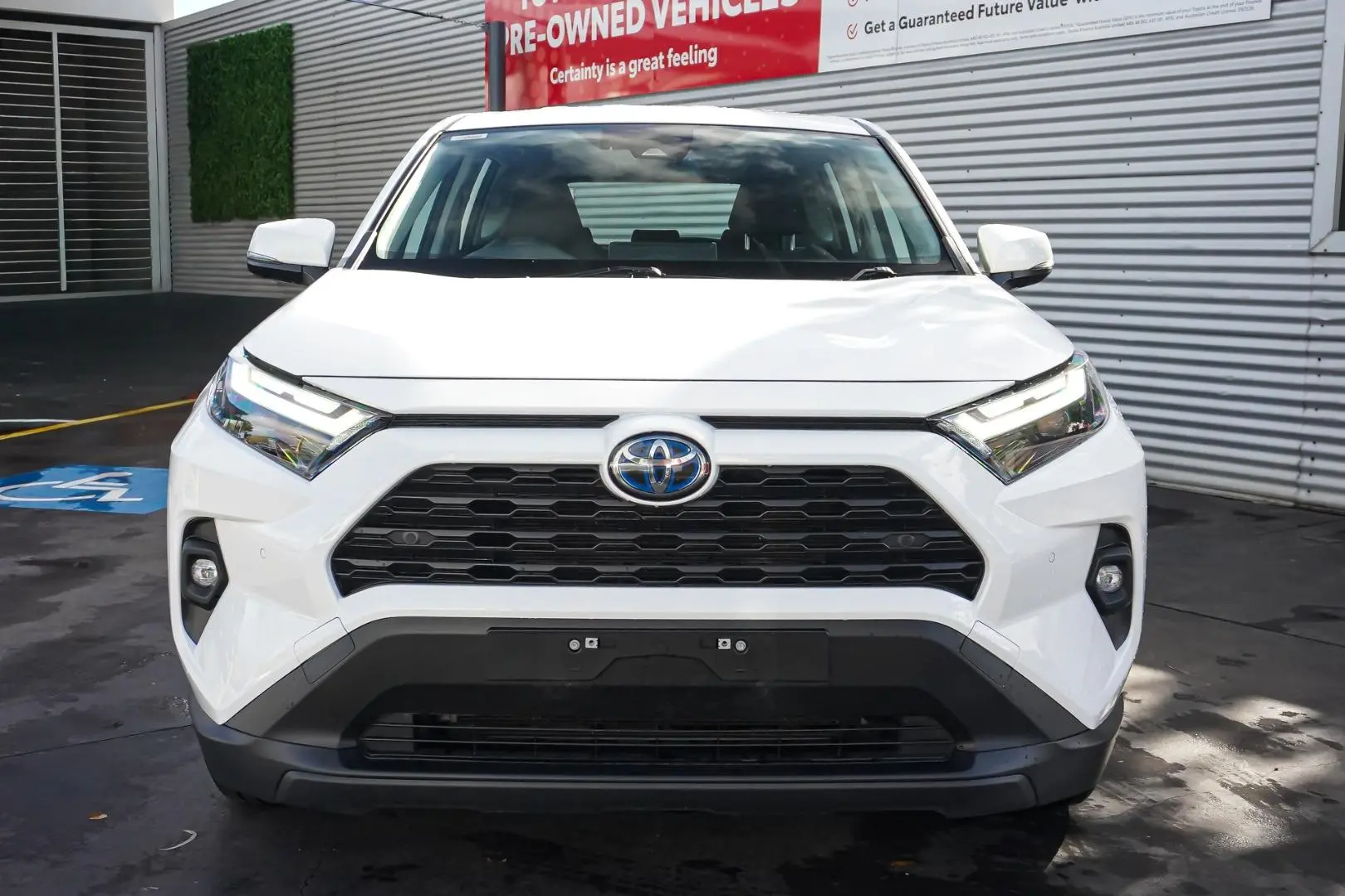 2024 Toyota RAV4 Gallery Image 5