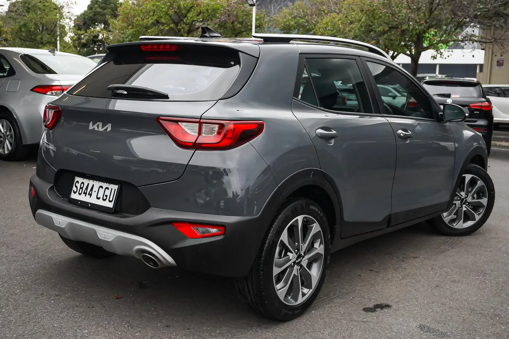 2021 Kia Stonic Gallery Image 3