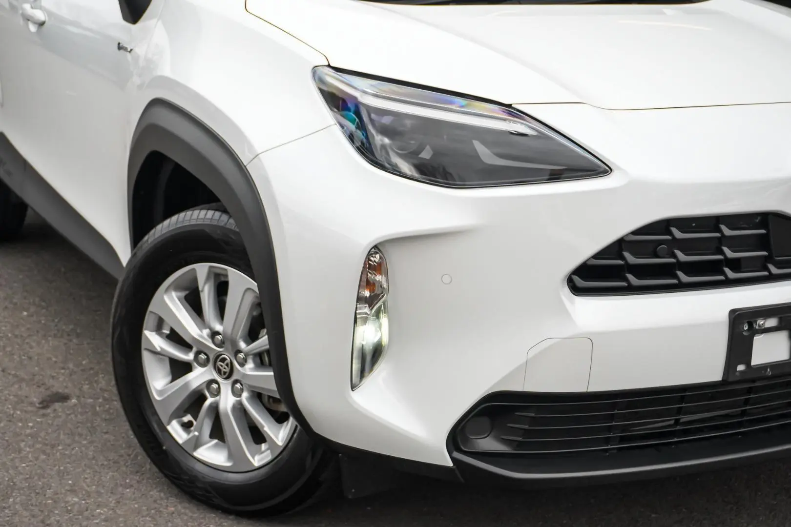 2025 Toyota Yaris Cross Gallery Image 12