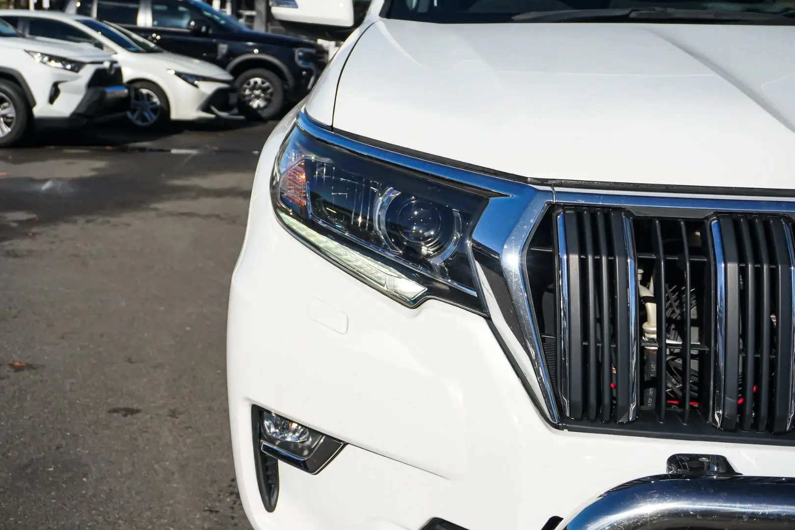 2017 Toyota Landcruiser Prado Gallery Image 12