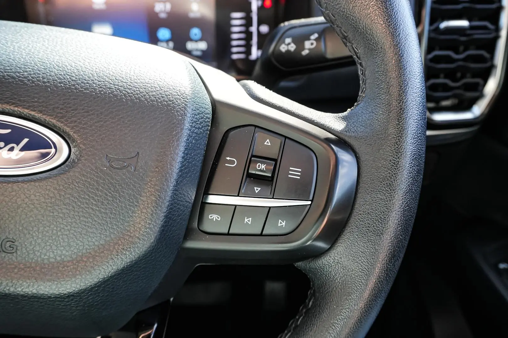 2024 Ford Everest Gallery Image 20