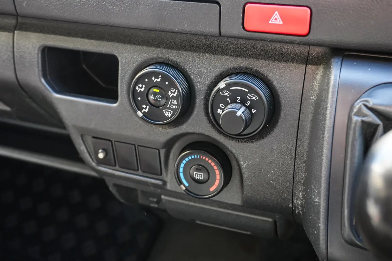 2017 Toyota Hiace Gallery Image 23