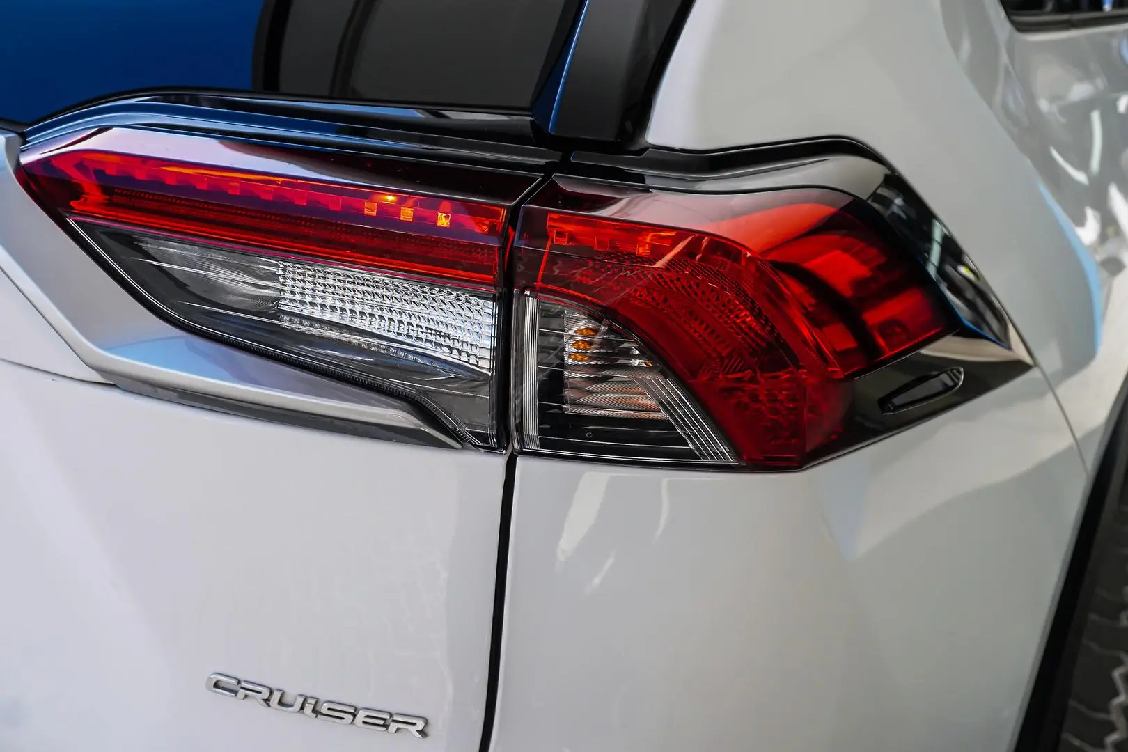 2024 Toyota RAV4 Gallery Image 14