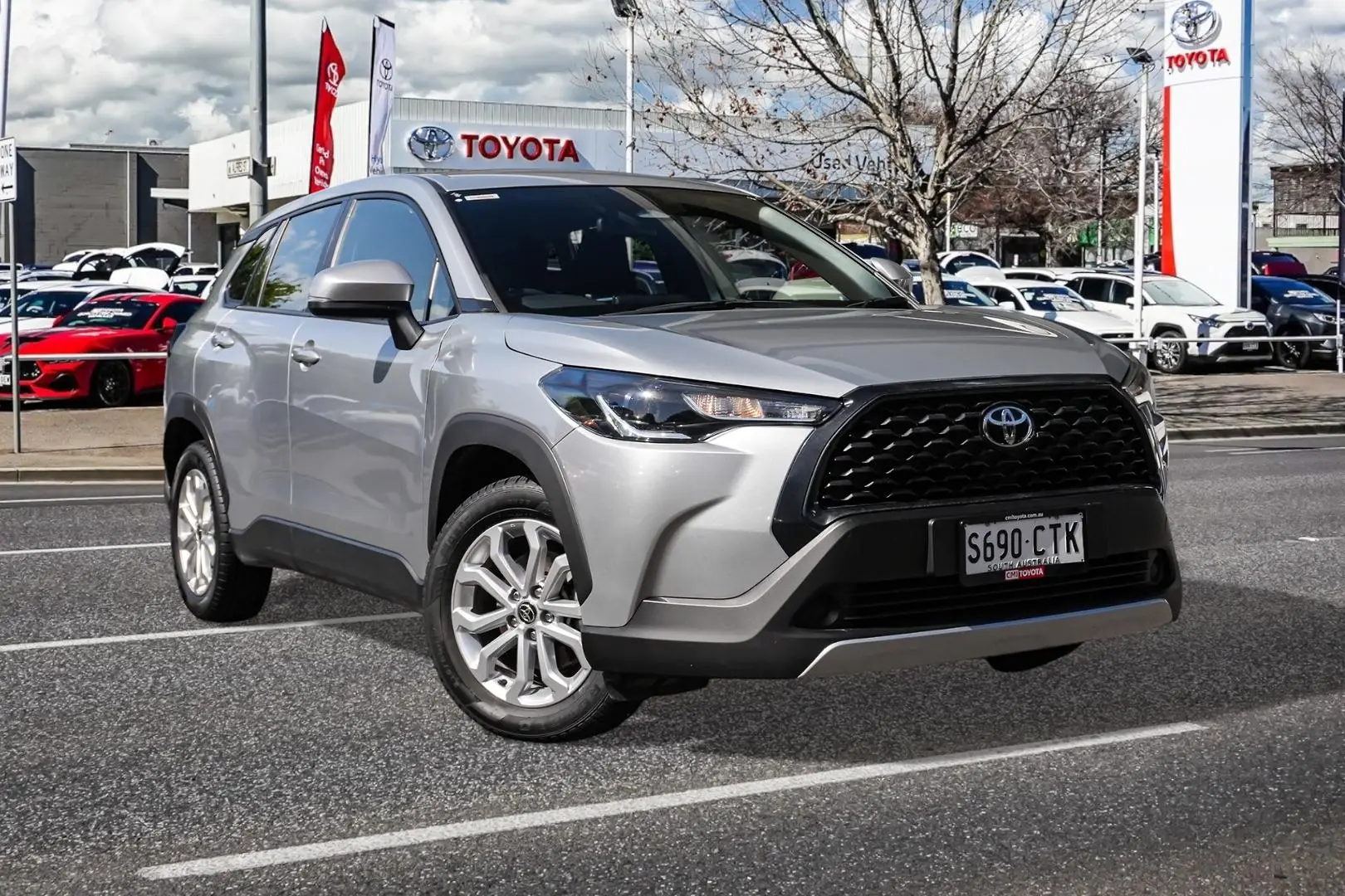 2022 Toyota Corolla Cross Gallery Image 1