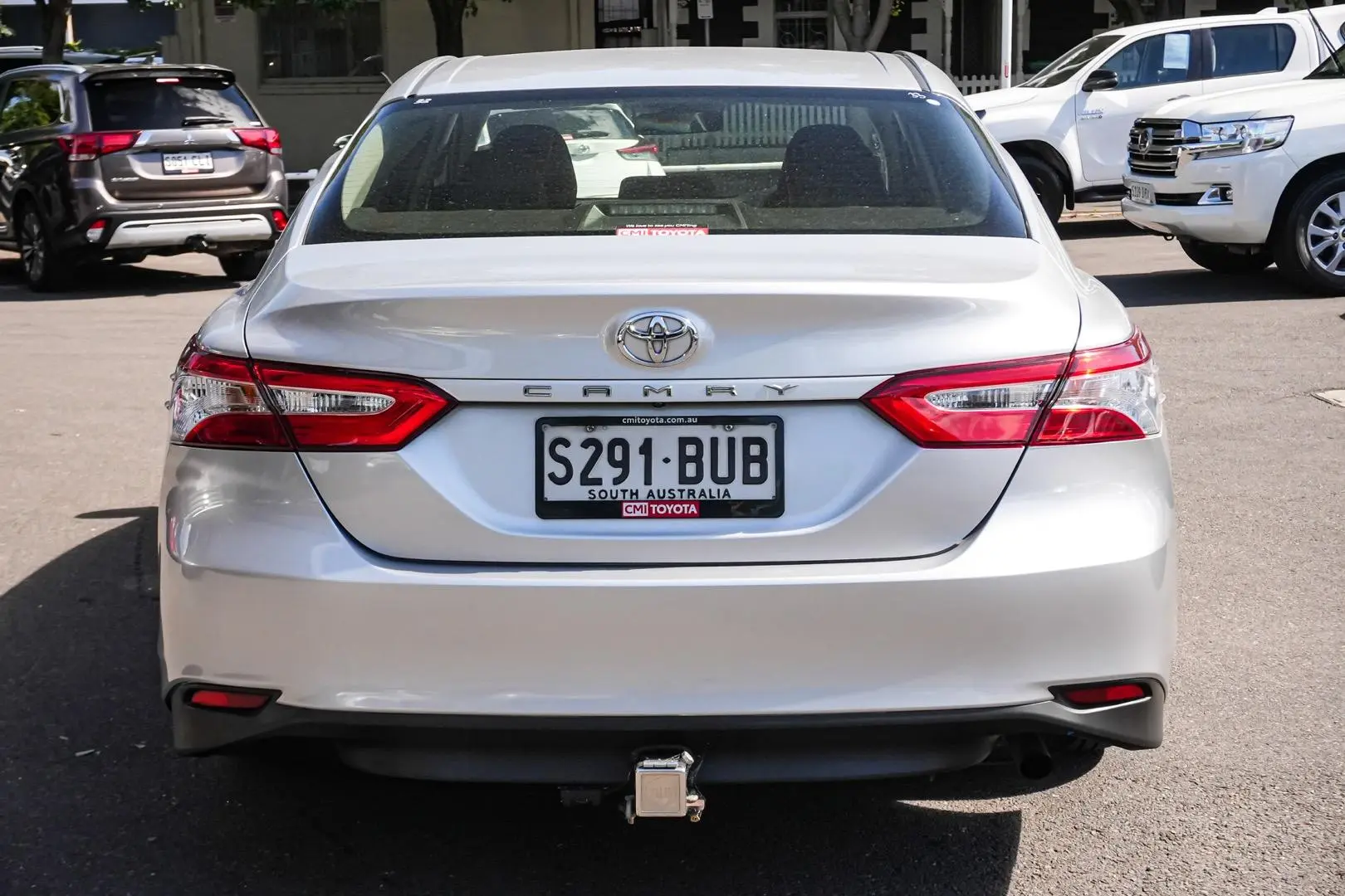 2018 Toyota Camry Gallery Image 6