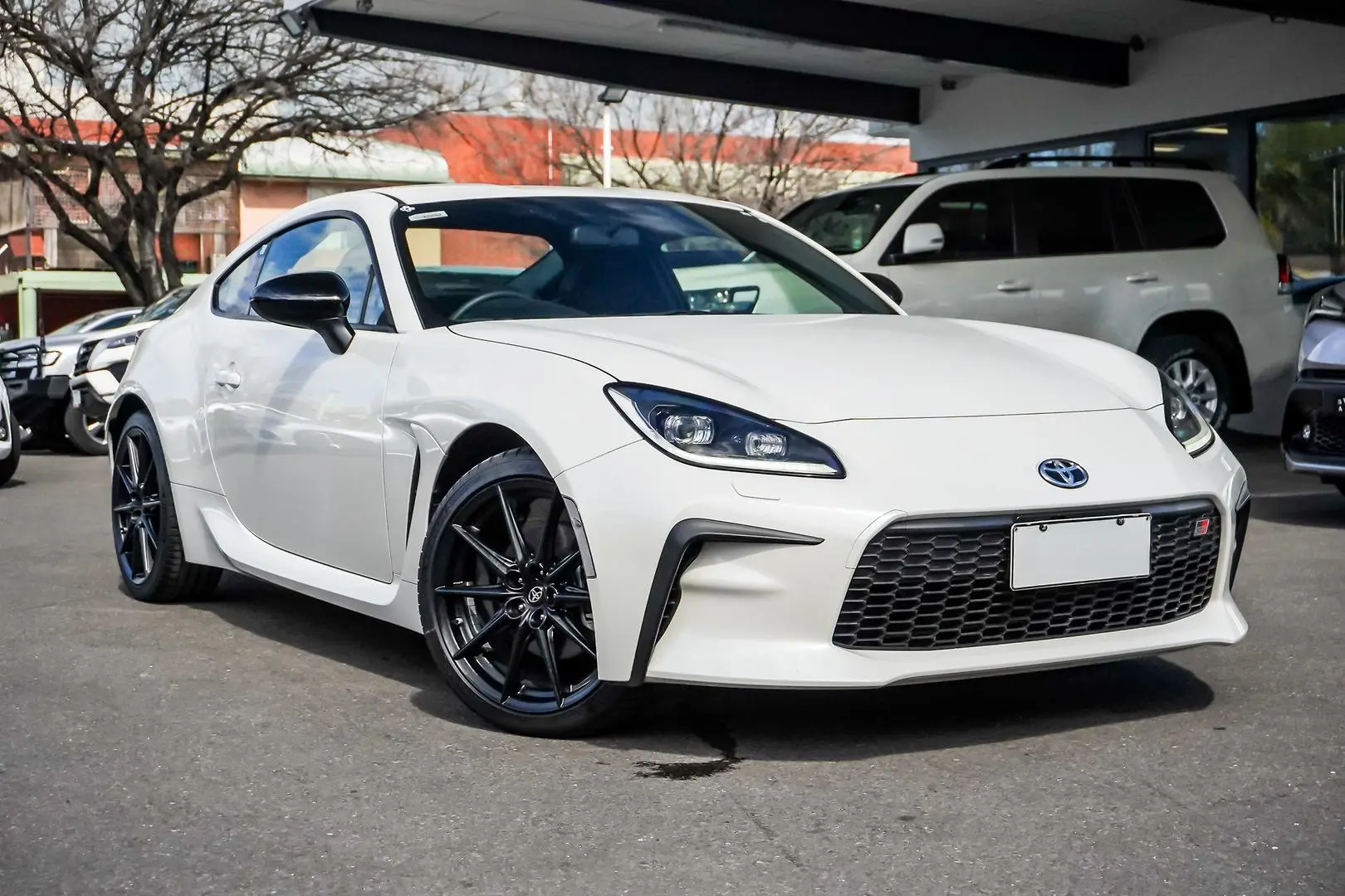 2025 Toyota GR86 Gallery Image 2