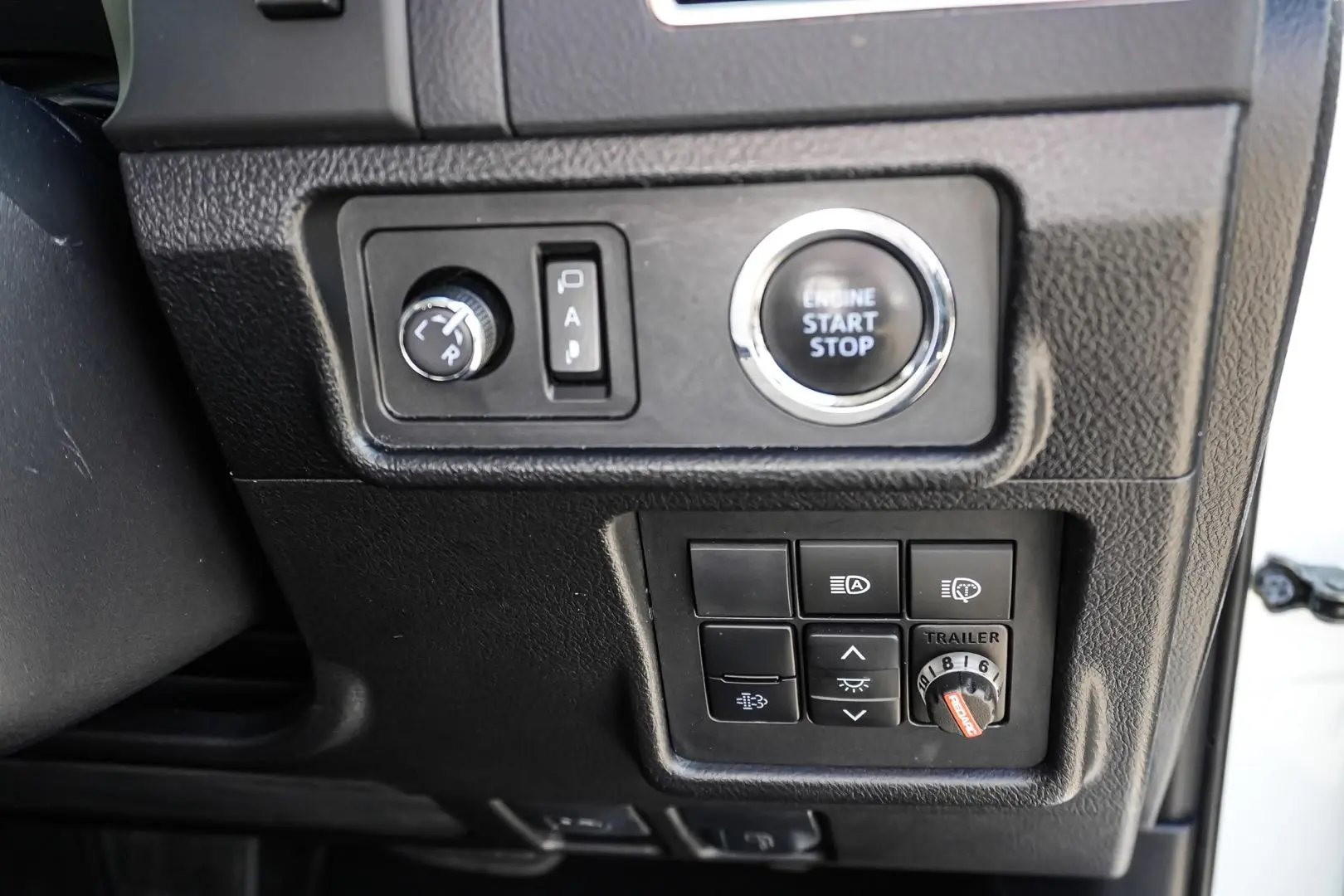 2021 Toyota Landcruiser Prado Gallery Image 23