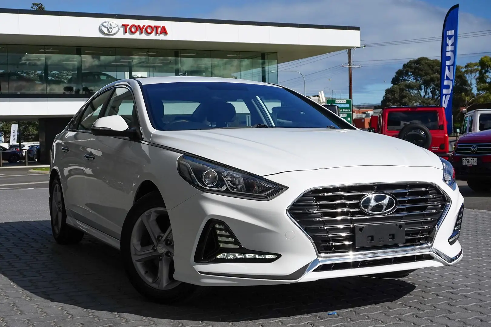 2018 Hyundai Sonata Gallery Image 2