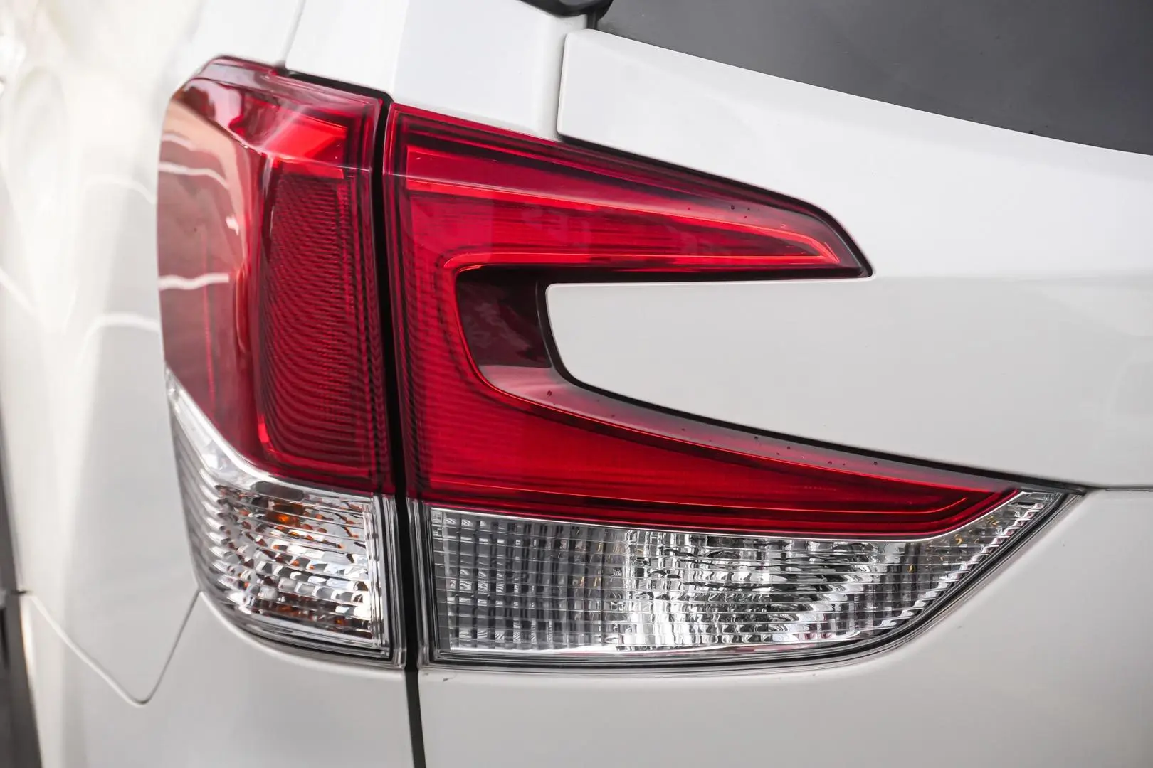 2019 Subaru Forester Gallery Image 14