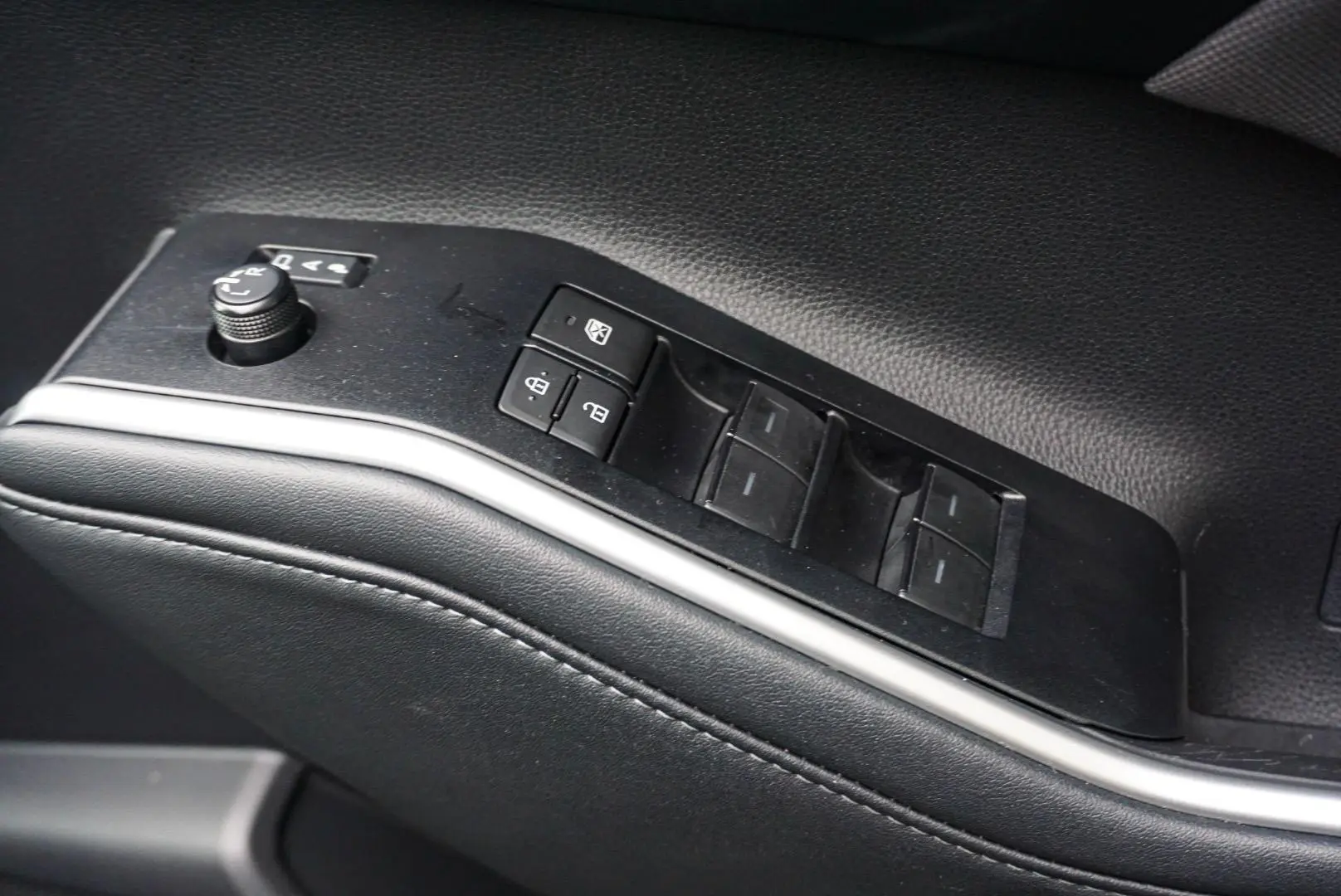 2025 Toyota Kluger Gallery Image 17