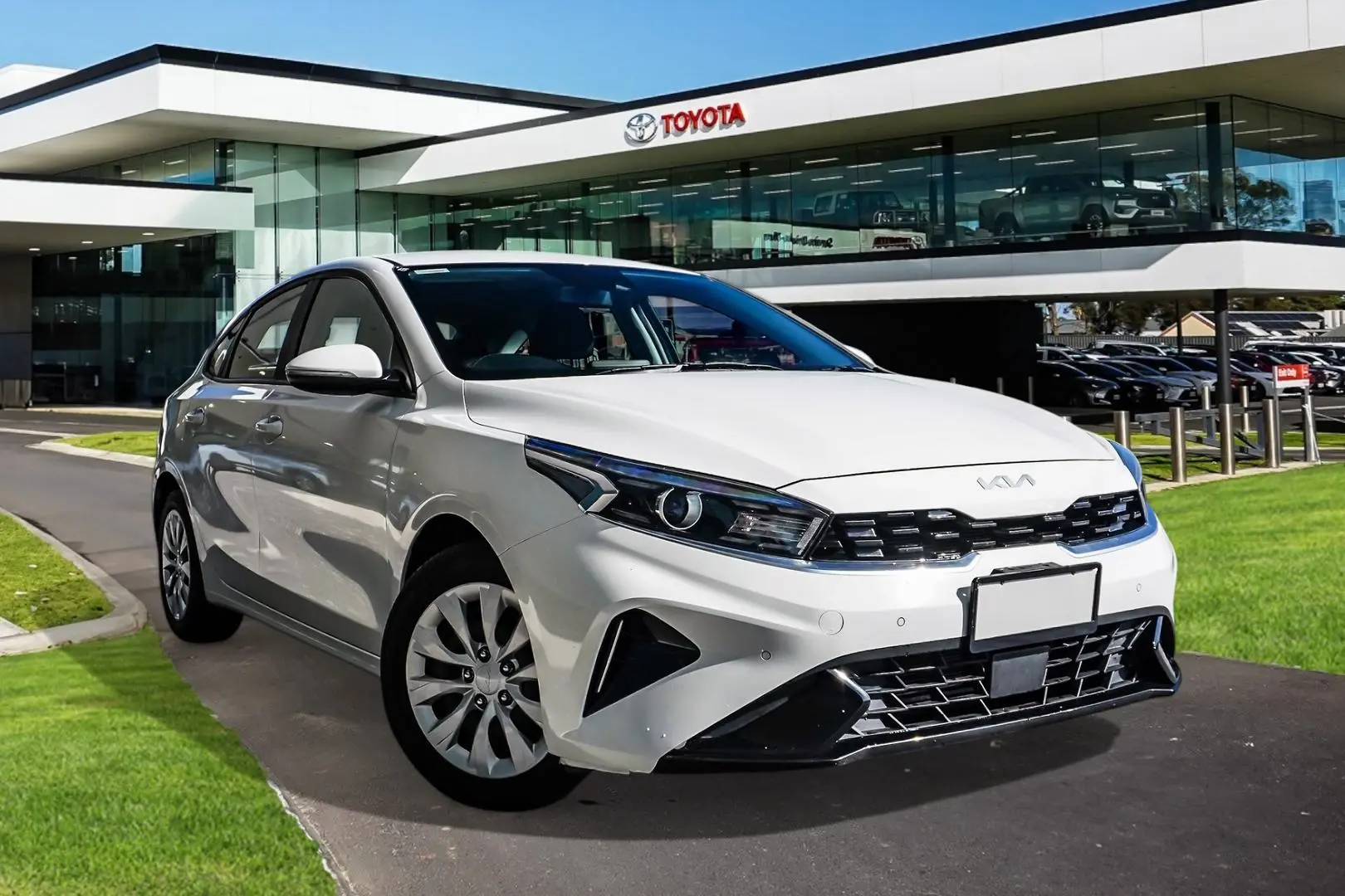 2023 Kia Cerato Gallery Image 1