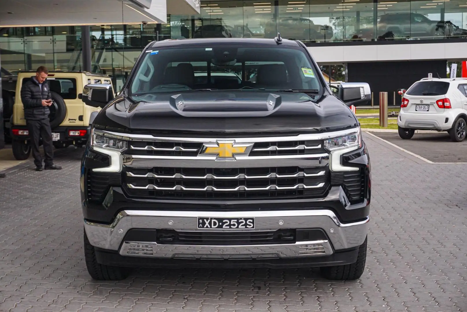 2024 Chevrolet Silverado Gallery Image 5