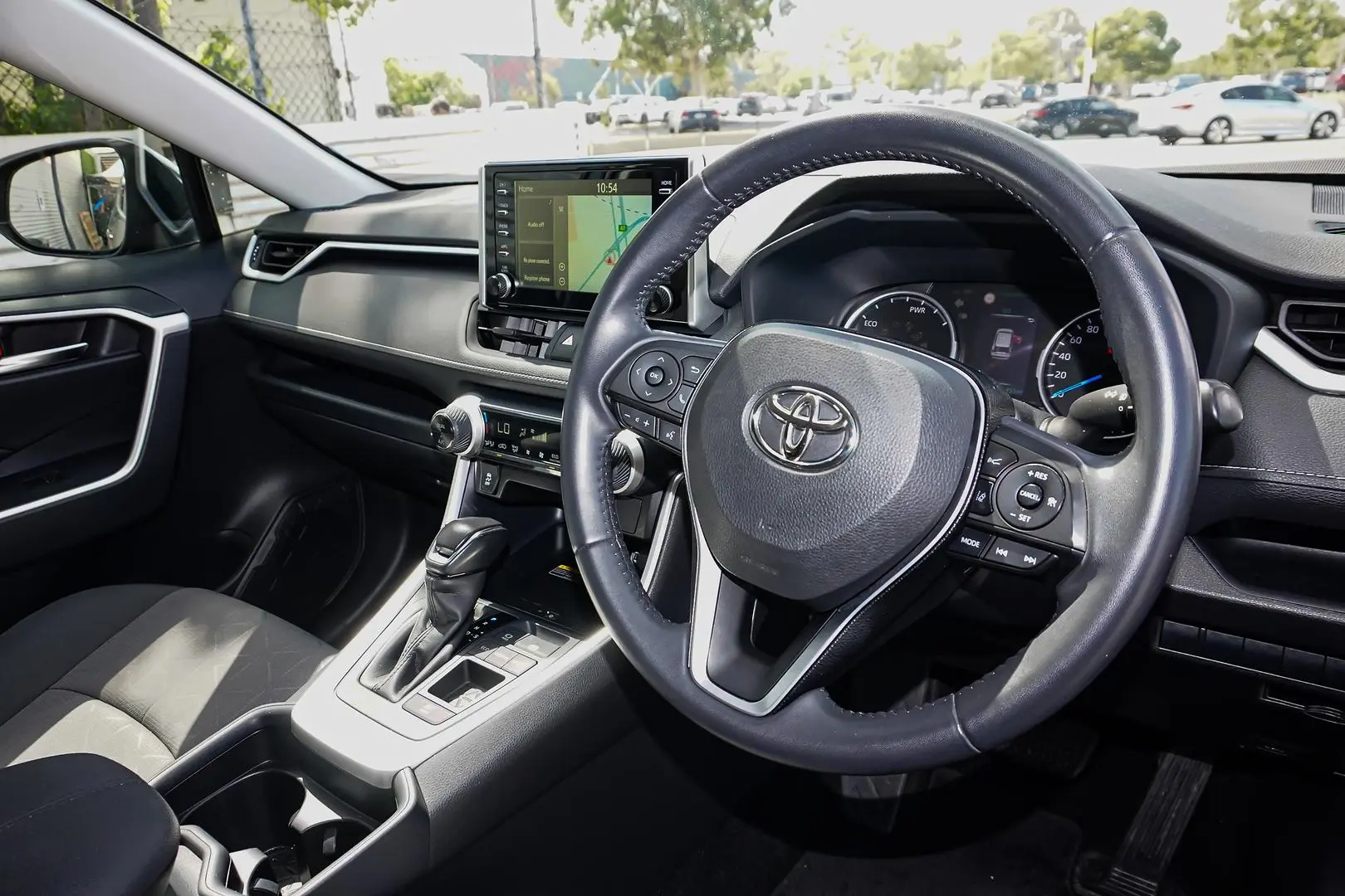 2020 Toyota RAV4 Gallery Image 7